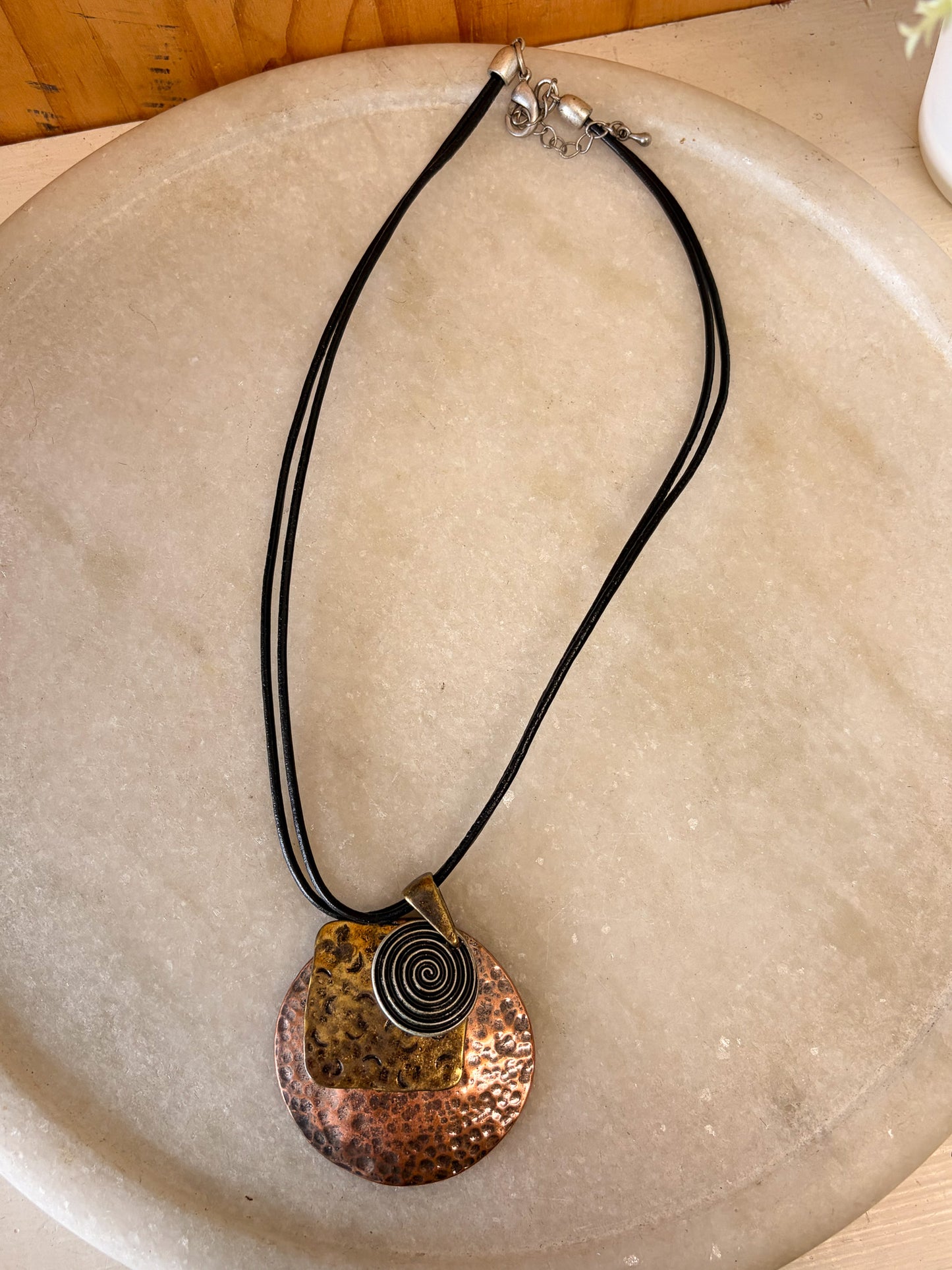 Layered Metal Pendant Cord Necklace