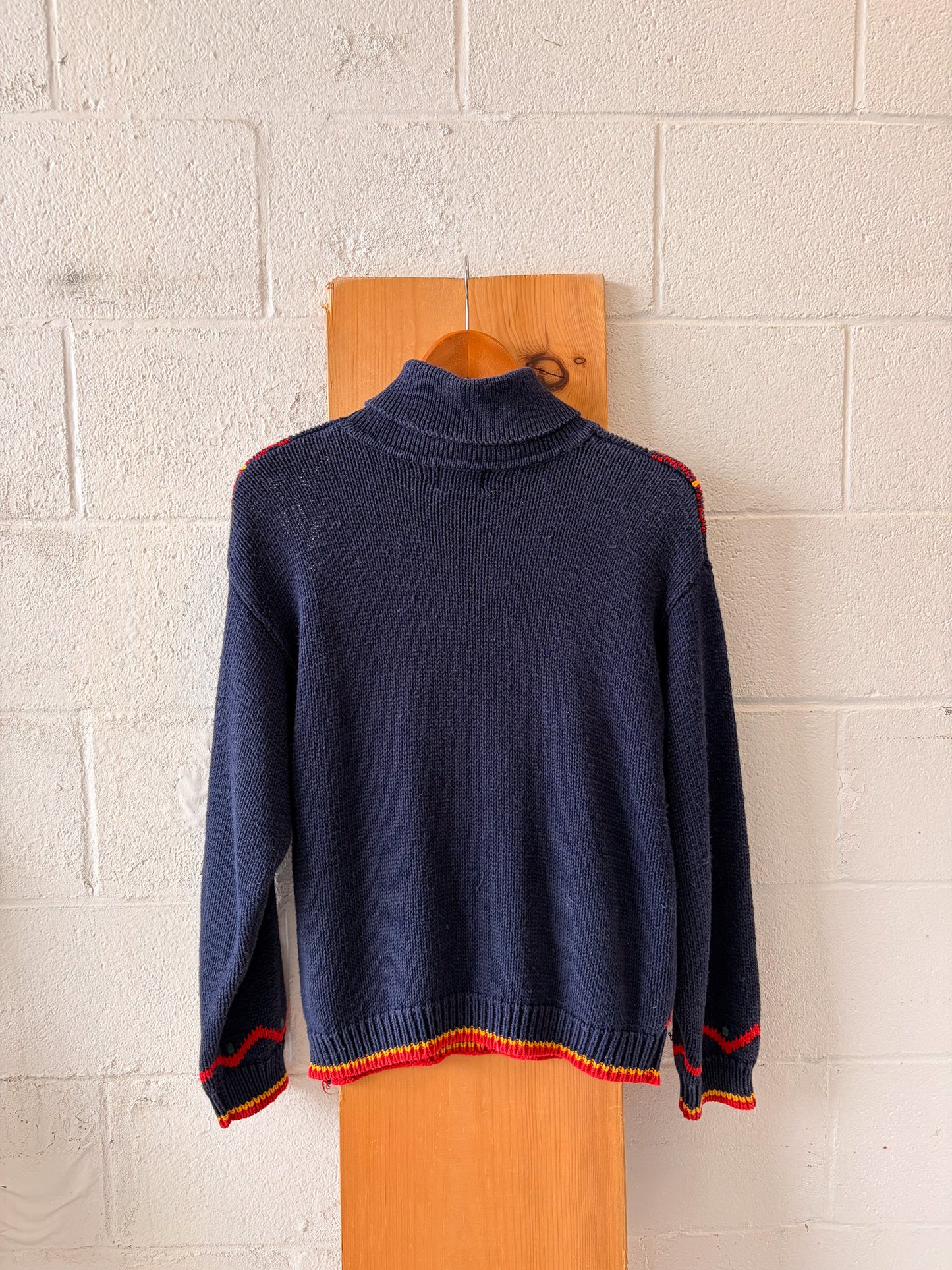 Vtg Coat of Arms Emblem Sweater : M