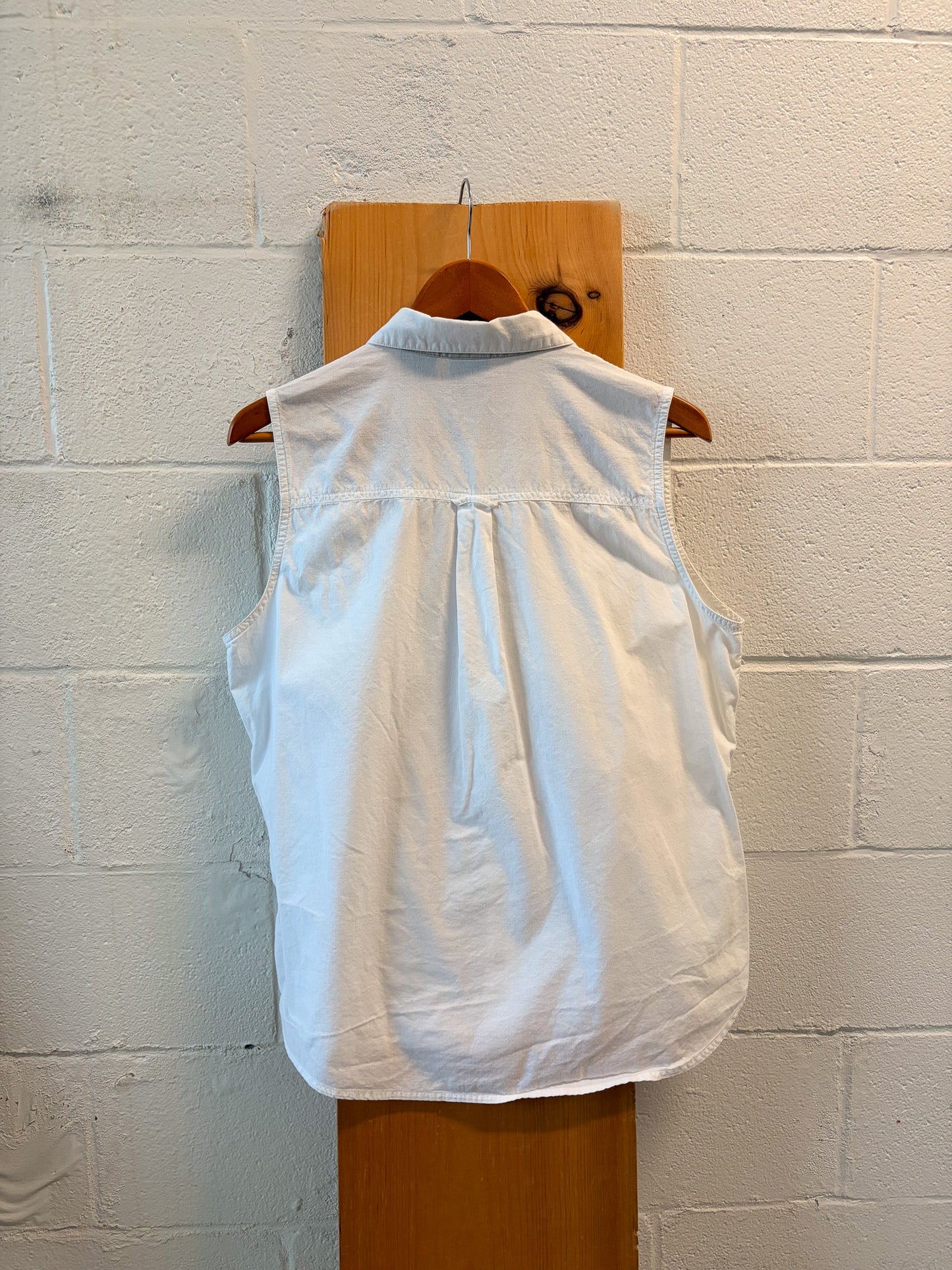 Vtg Mickey Unlimited Sleeveless White Button Up : L