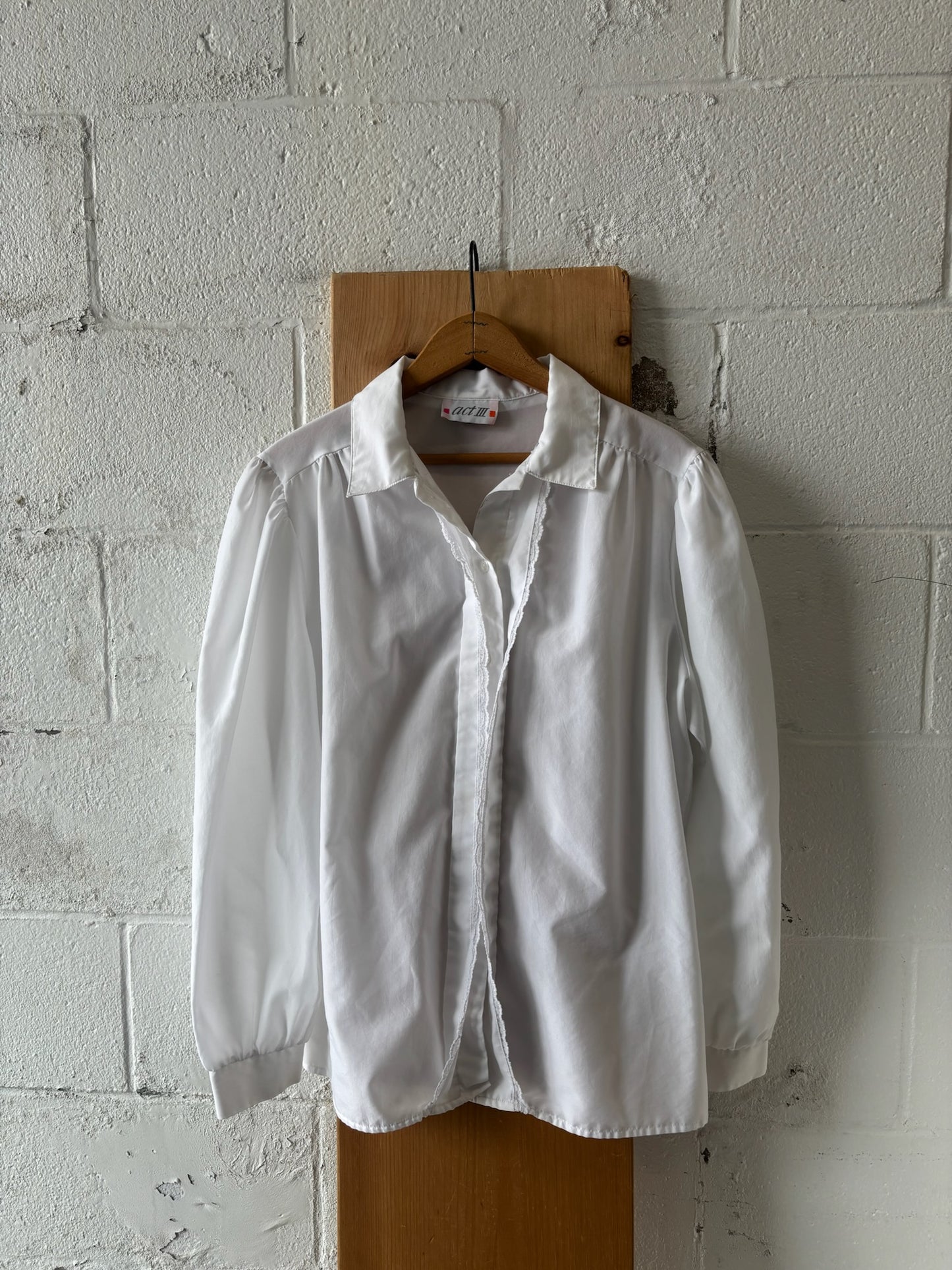 Vtg White Top : M/L