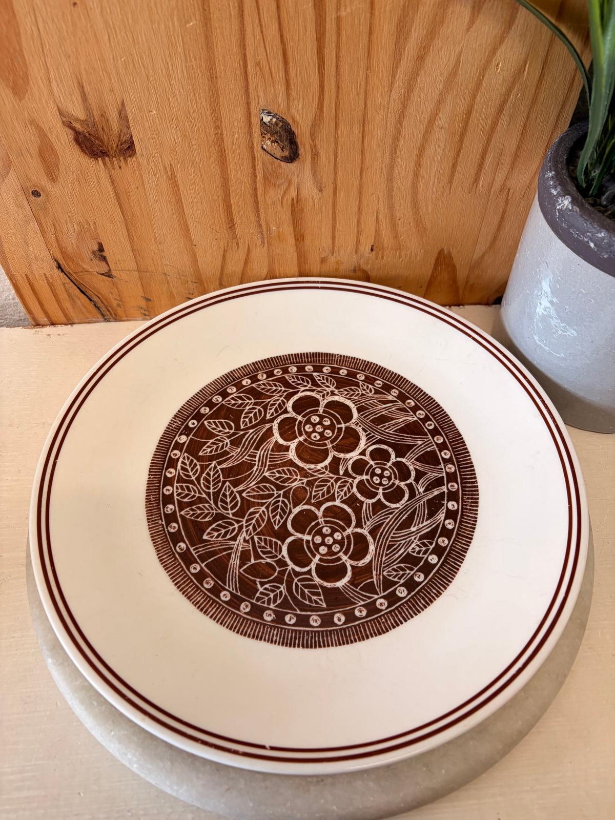Pair of Corelle Brown Floral Plates (Local Pick Up Only)