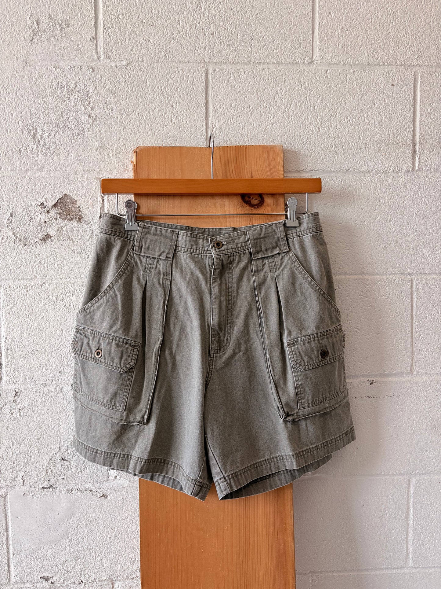 Green Cargo Shorts : 34