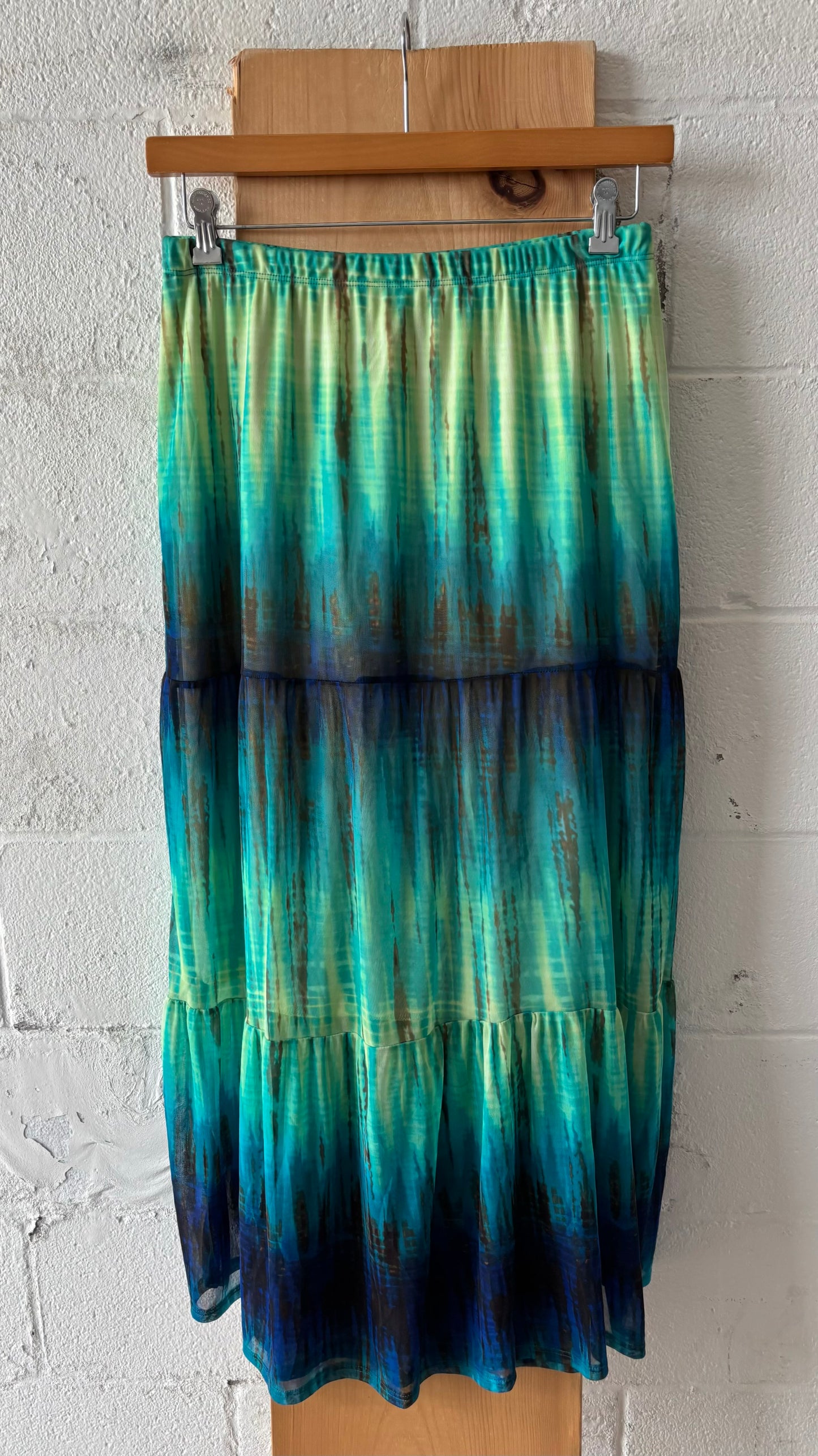 Green and Blue Tie Dye Tiered Maxi Skirt : M
