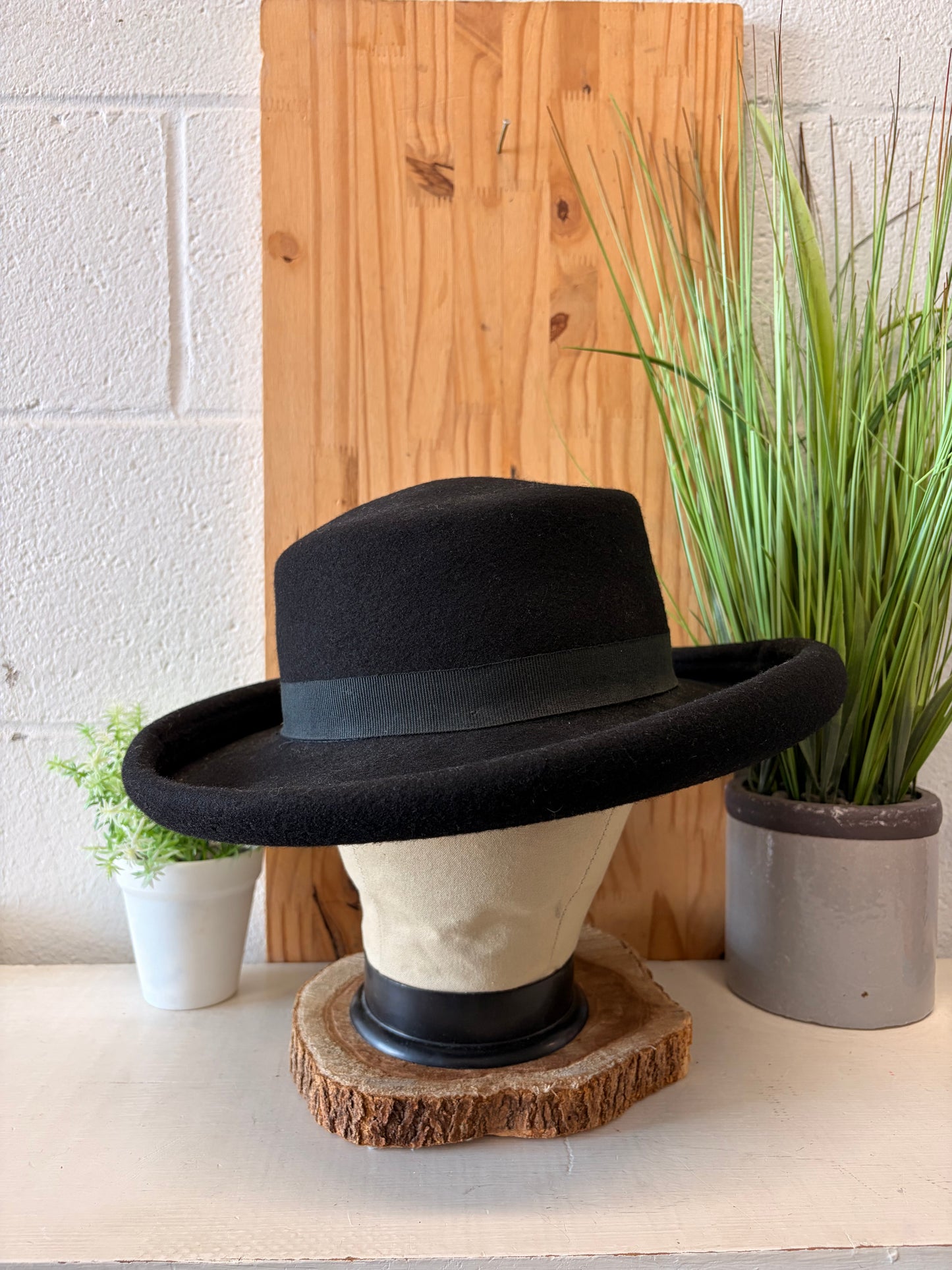 Vtg Black Wool Hat (Local Pick Up Only)