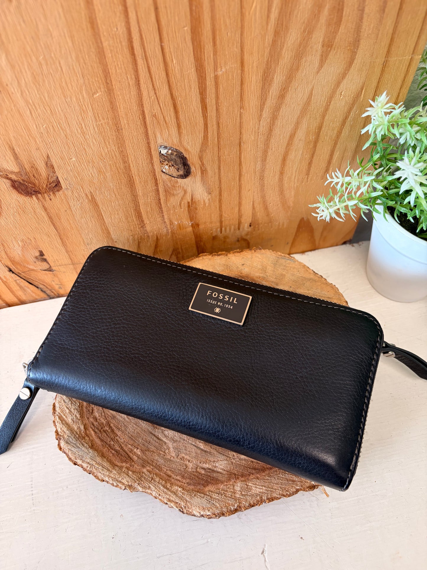 Black Fossil Wallet