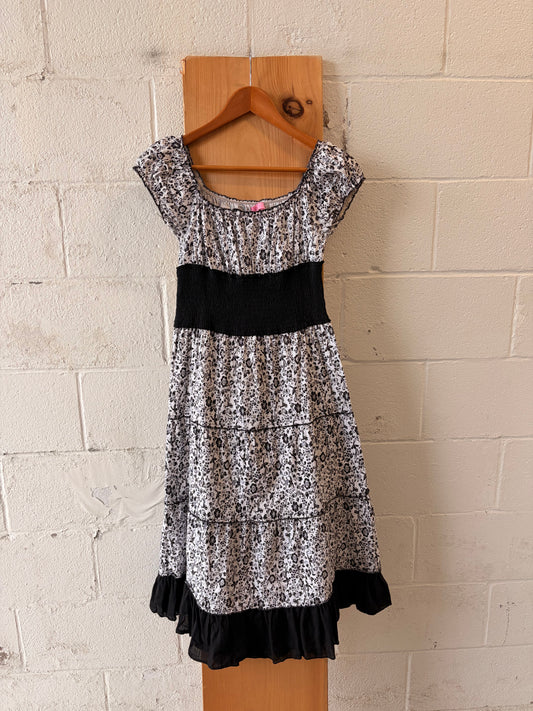 Black & White Smocked Waist Dress : XS/S