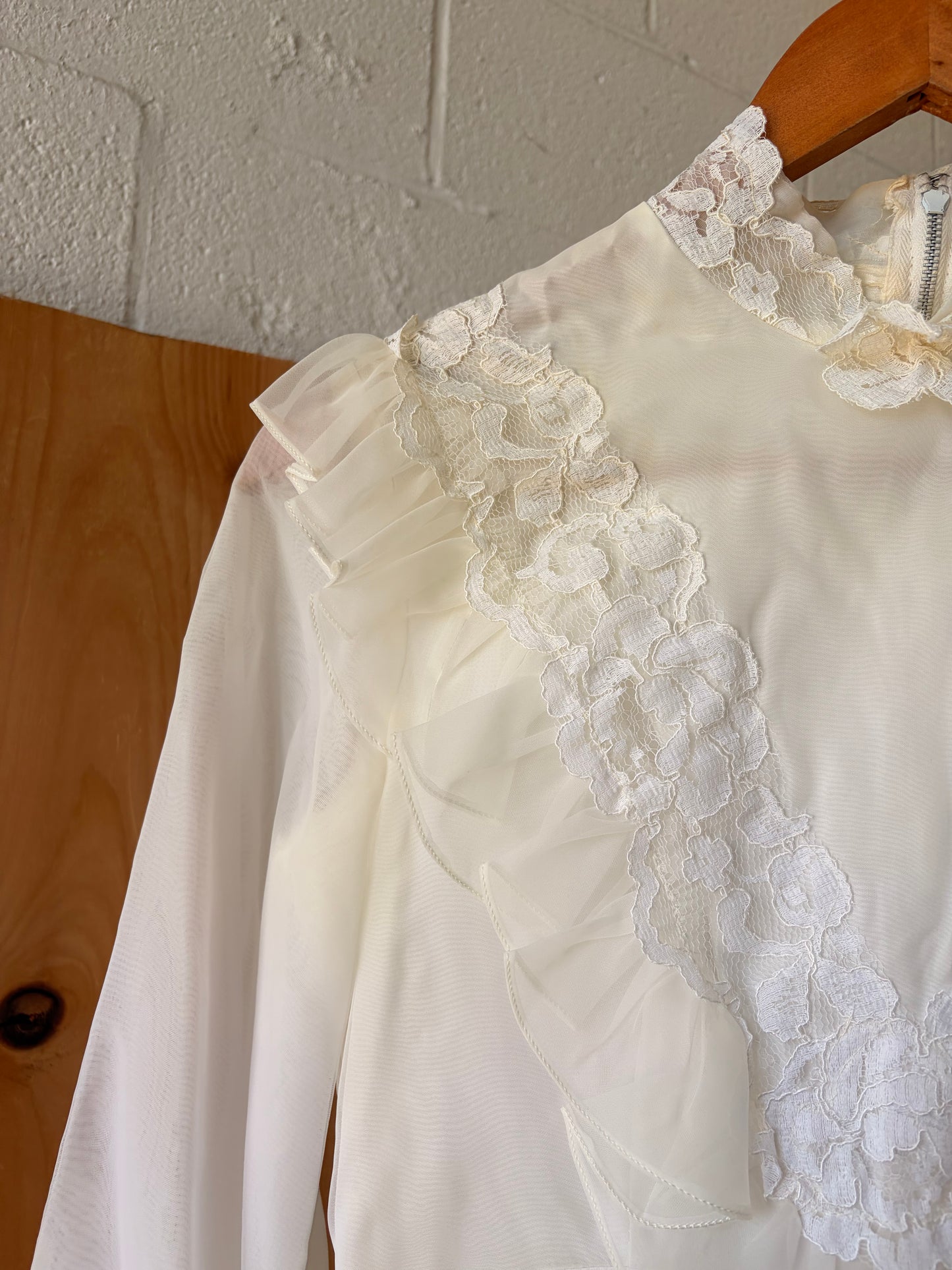 Vtg Ruffled Lace Prairie Wedding Dress : S