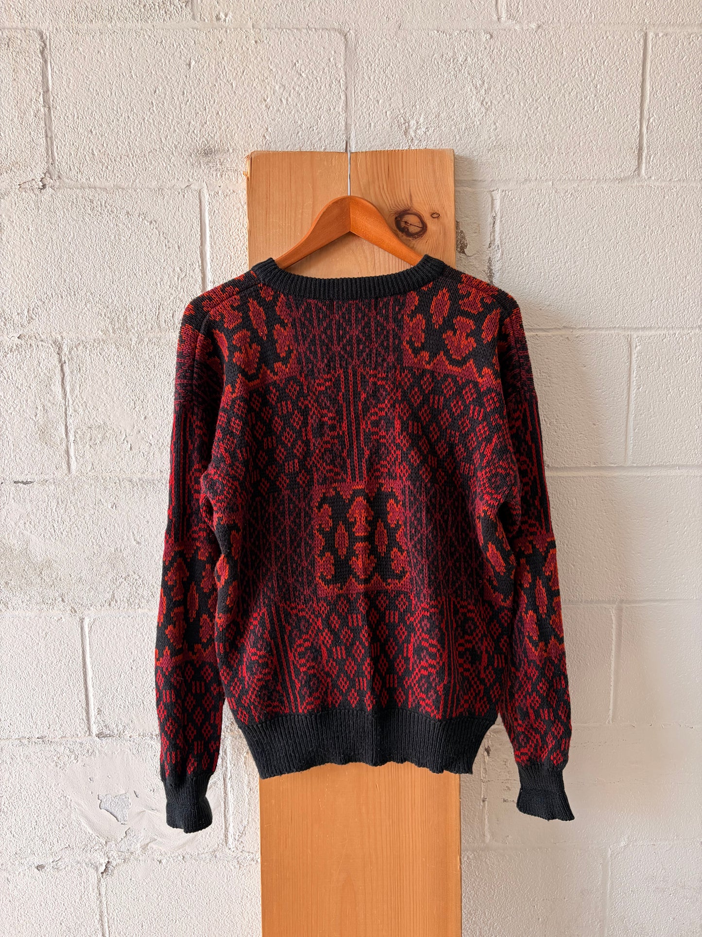 Vtg Patterned Red & Black Sweater : M