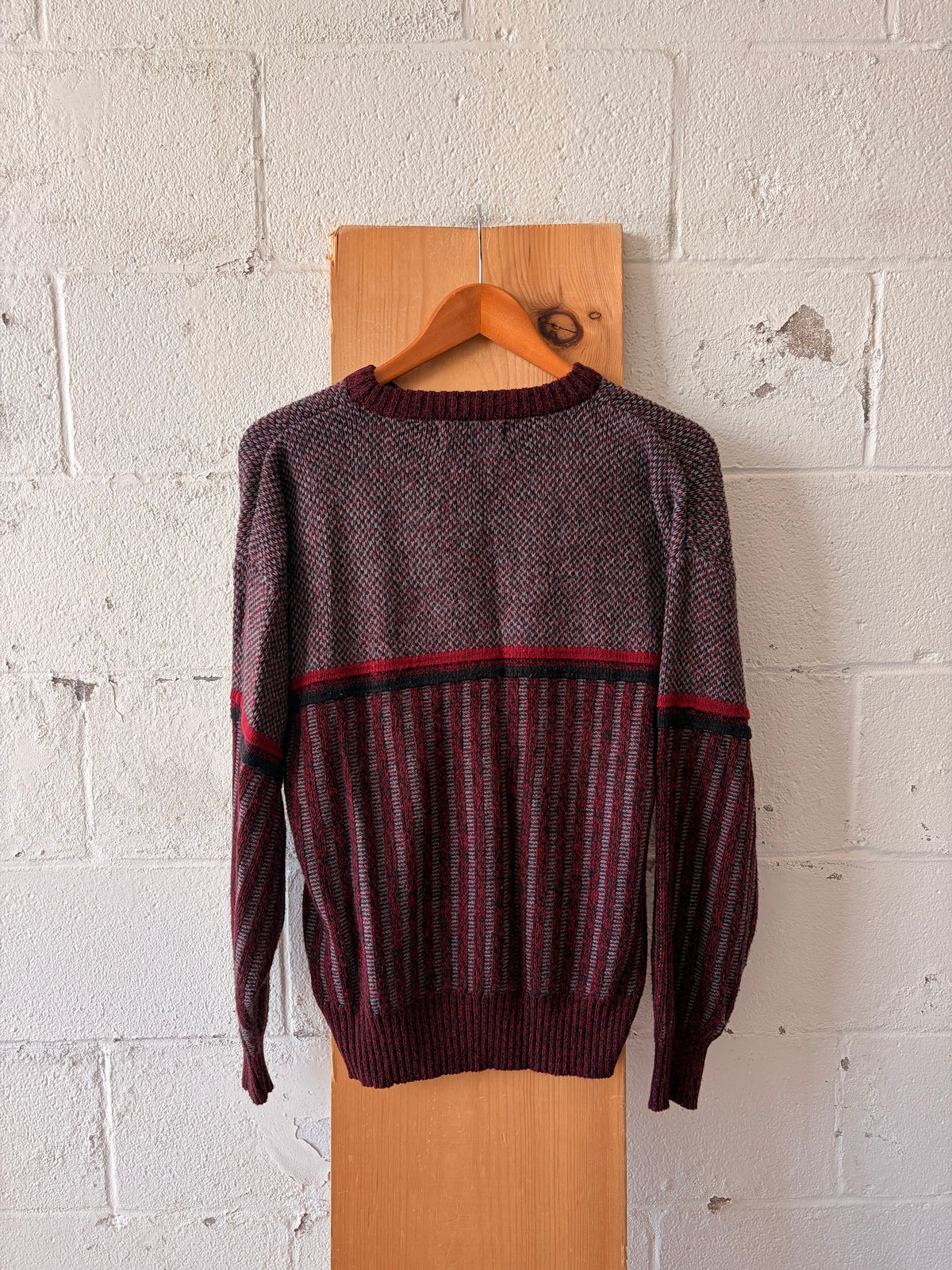 Vtg Striped Red Sweater : S