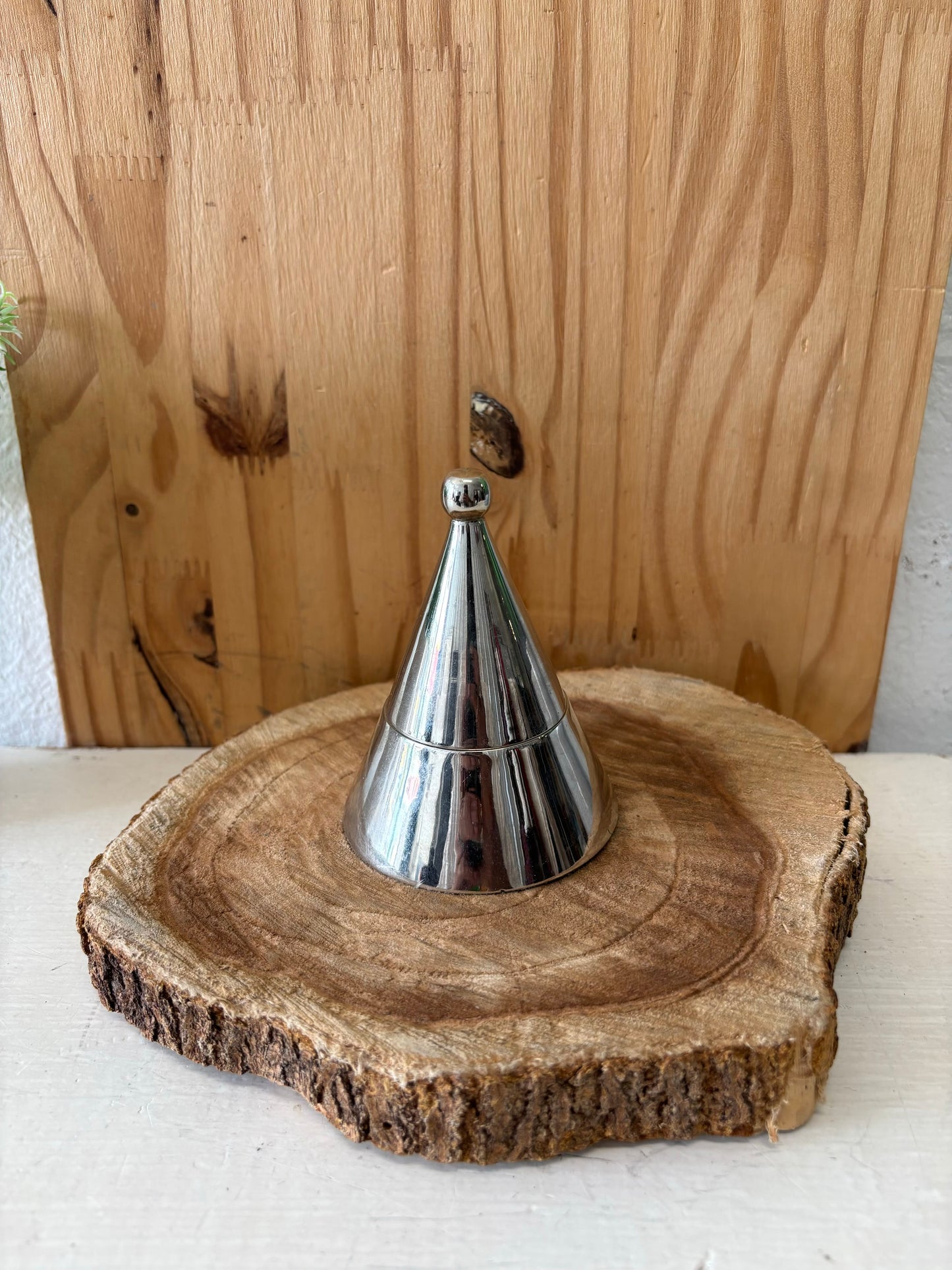 Silver Cone Tea Light Holder (Local Pickup Only)