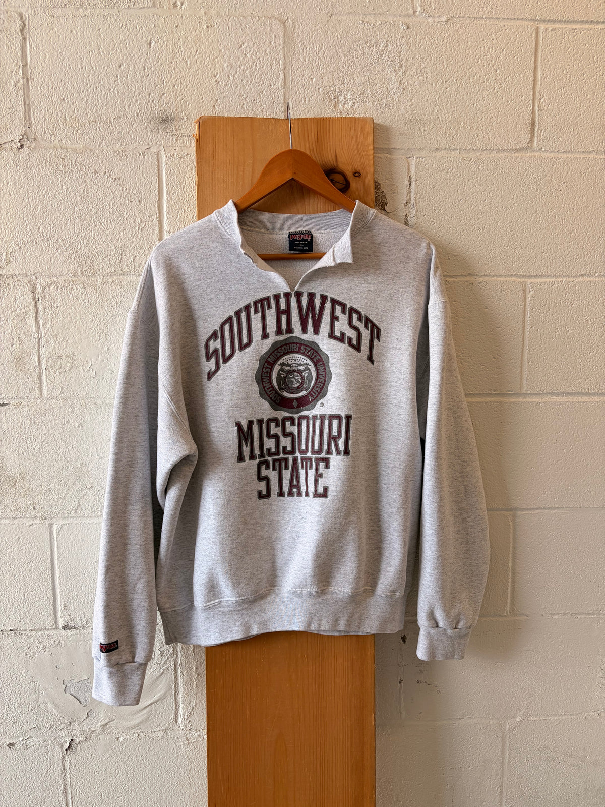 Vtg Reworked Southwest Missouri State Crew : XL
