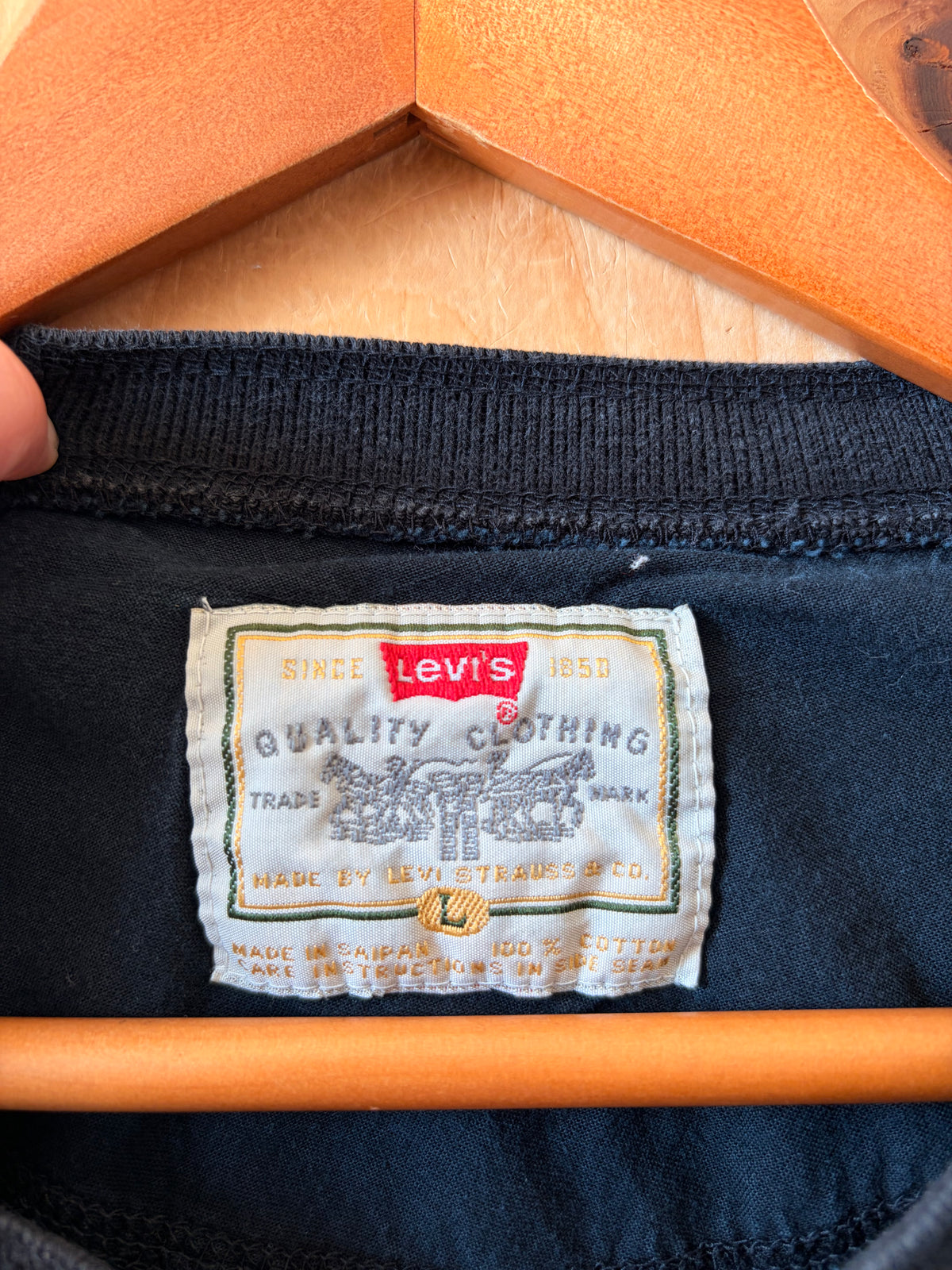 Vtg Levi’s Long Sleeve Henley : L