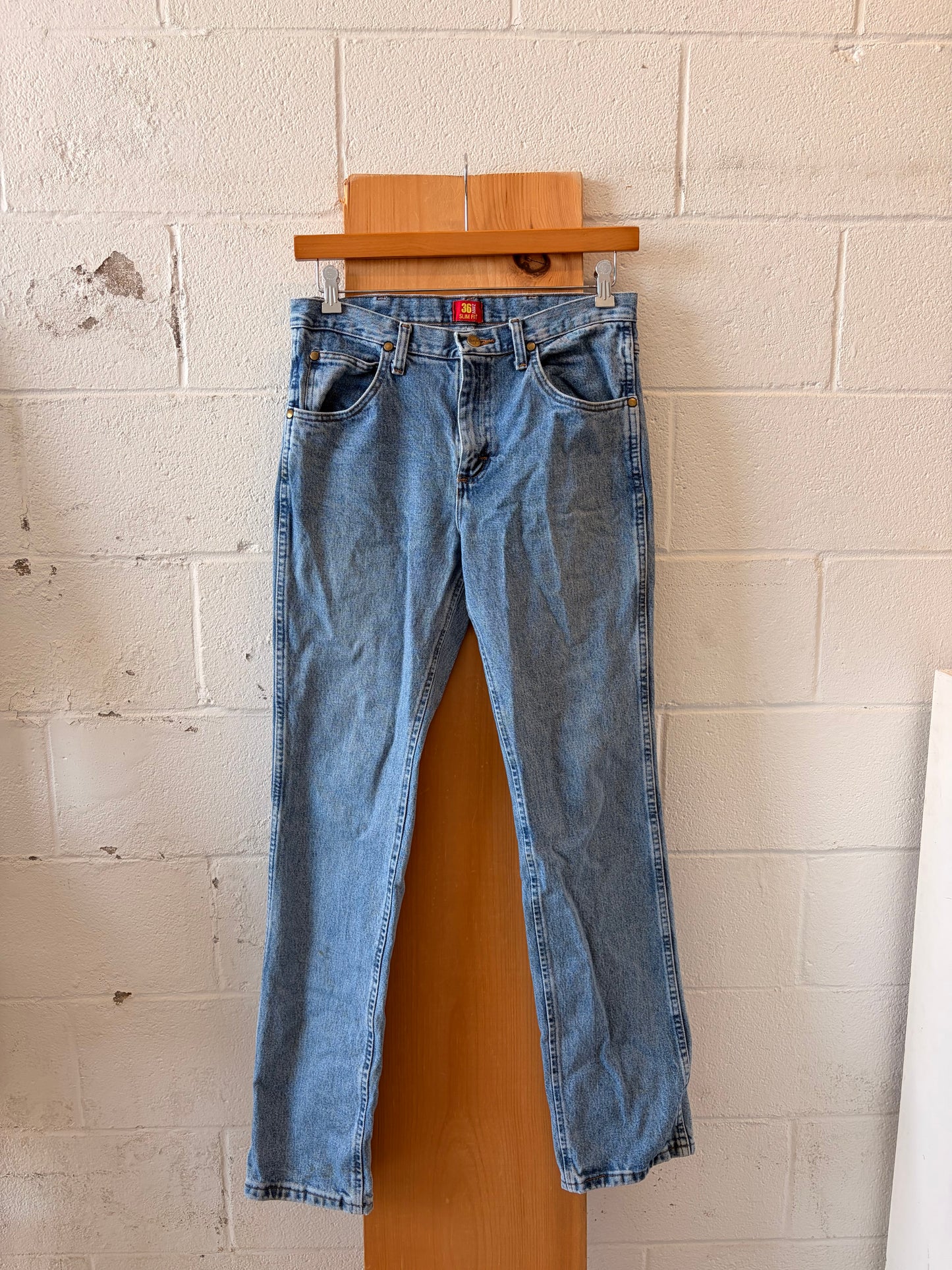 Slim Wrangler Jeans : 32x32