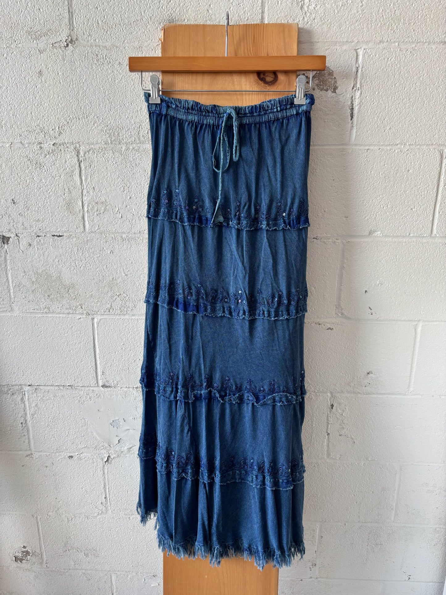 Vtg Blue Embroidered Maxi Skirt : M