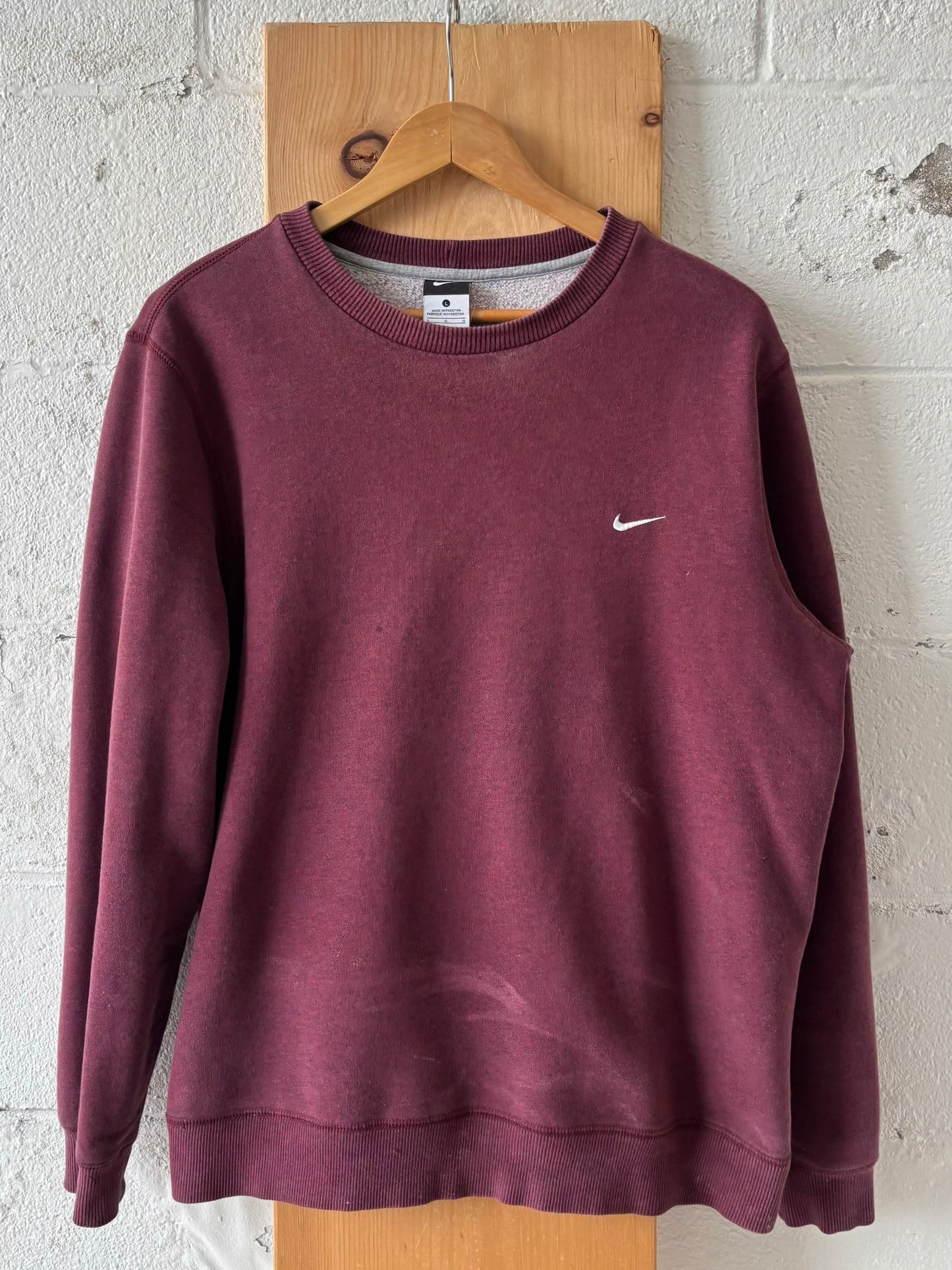 Vtg Burgundy Nike Crew : L