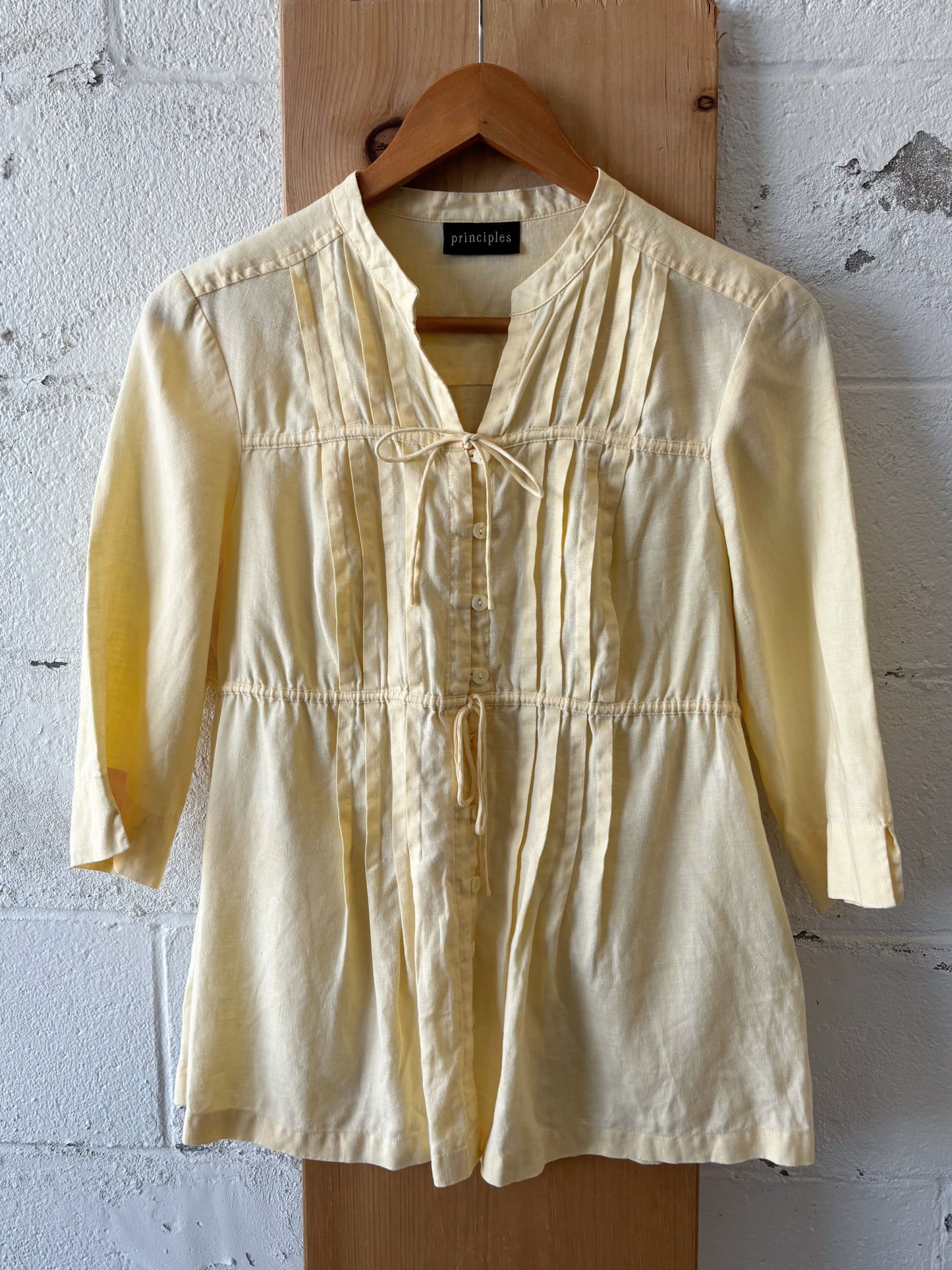 Butter Yellow Long Sleeve Top : M