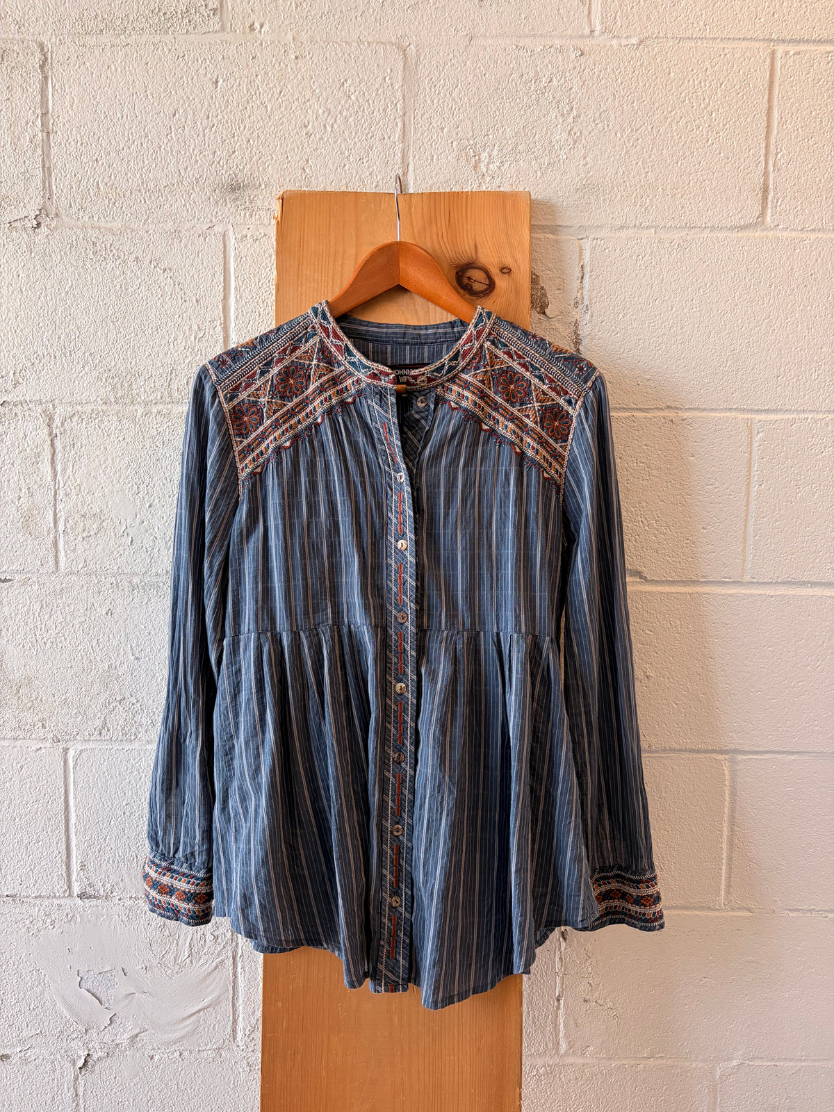 Johnny Was Striped Embroidered Button Down : M