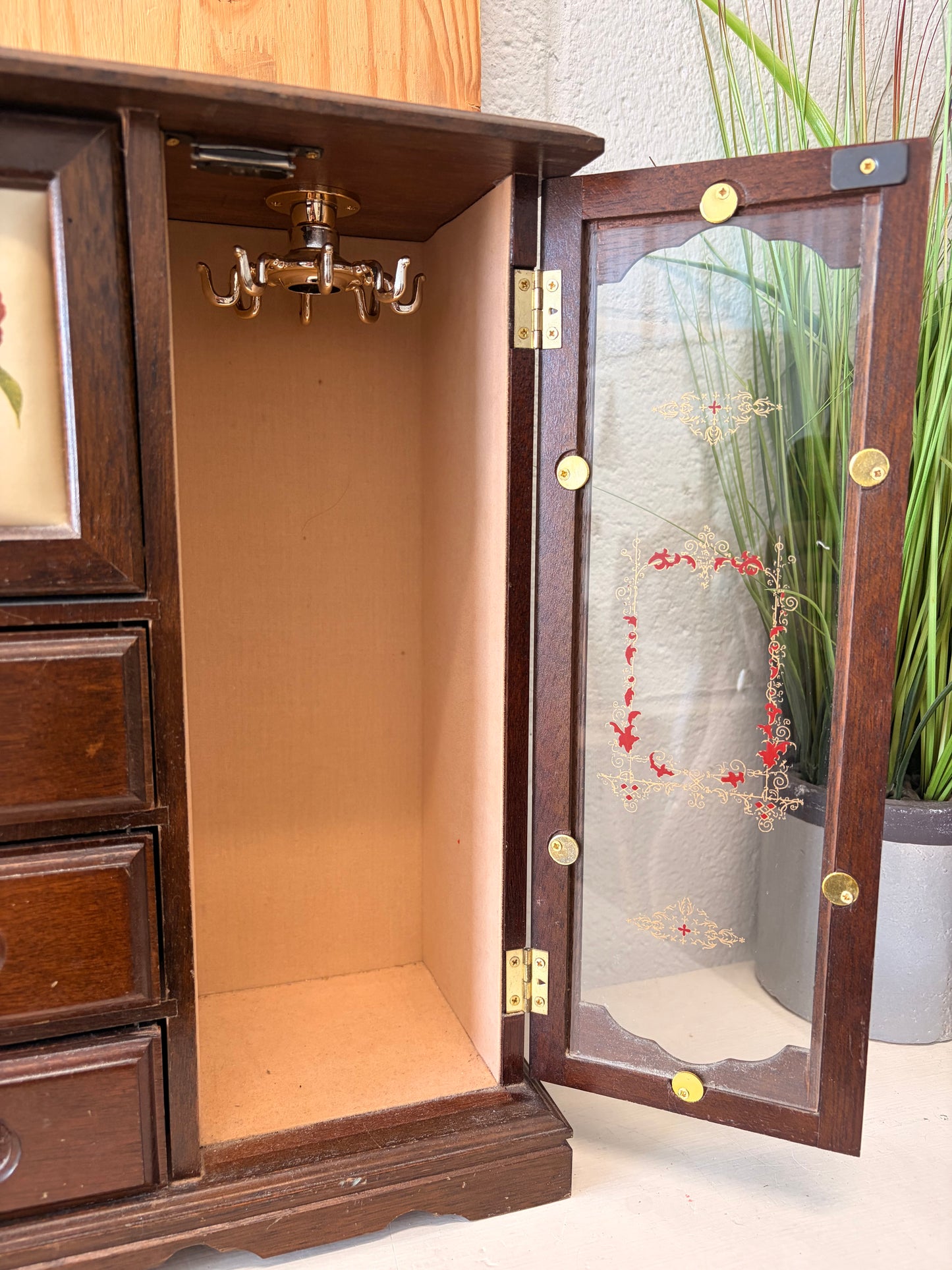 Vtg Floral Detailed Wooden Jewelry Armoire (Local Pick Up Only - As Is)