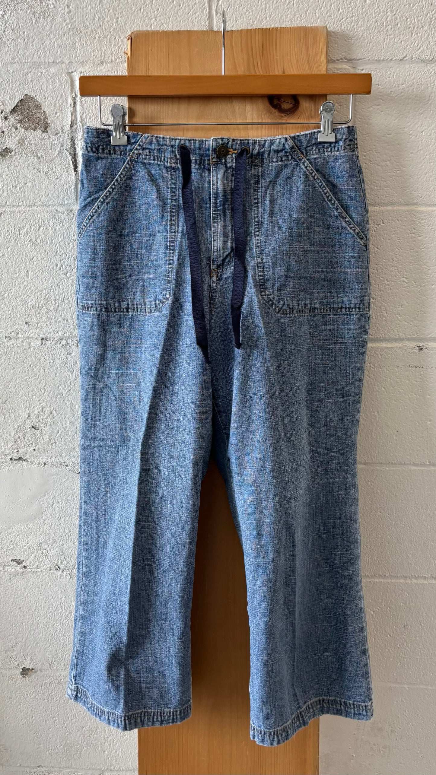 Drawstring Capris : 10