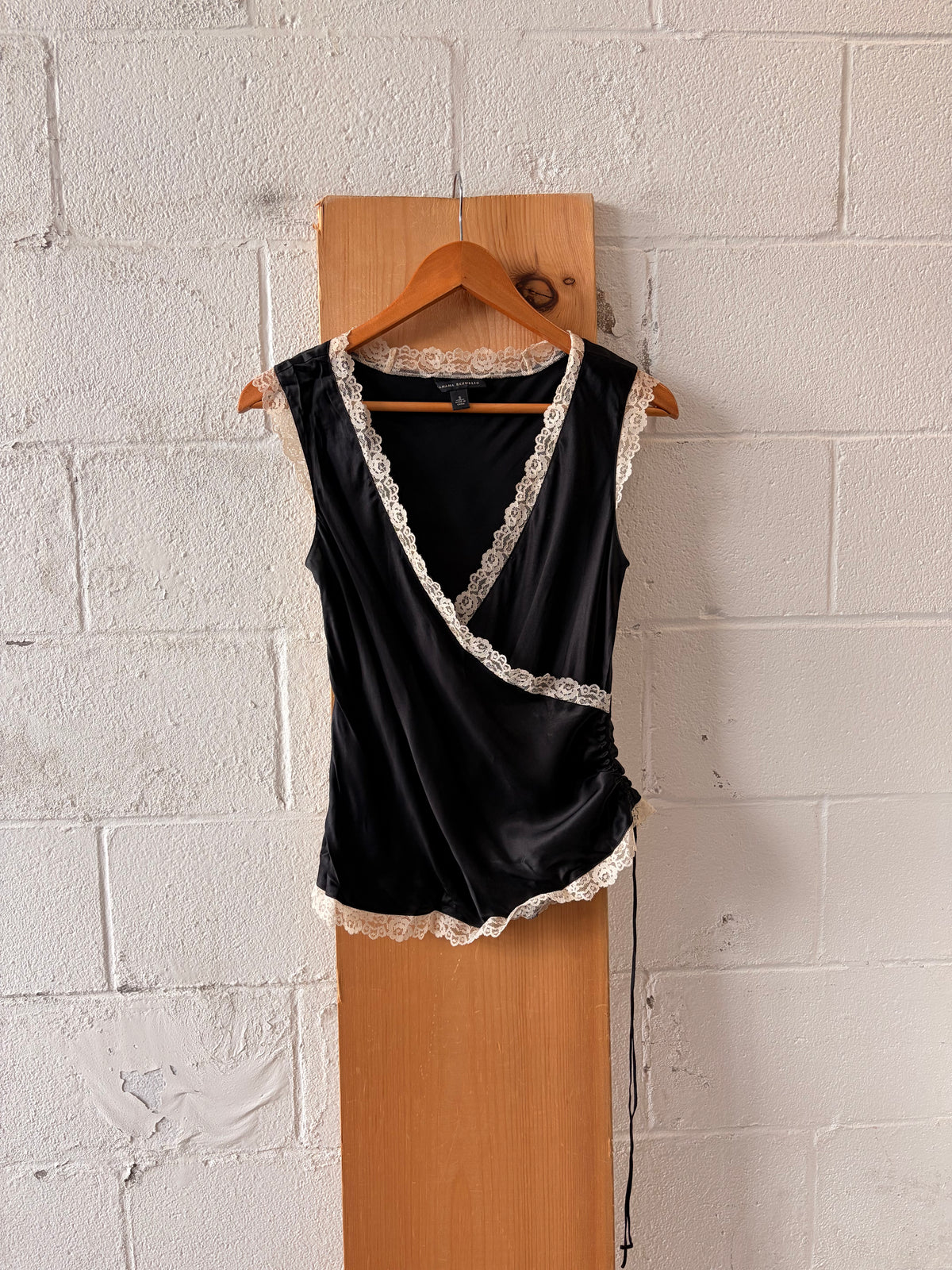 Black & White Lace Trimmed Tank : S