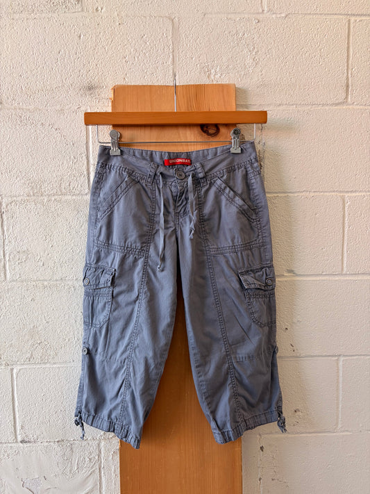 Union Bay Gray Cargo Capris : 3