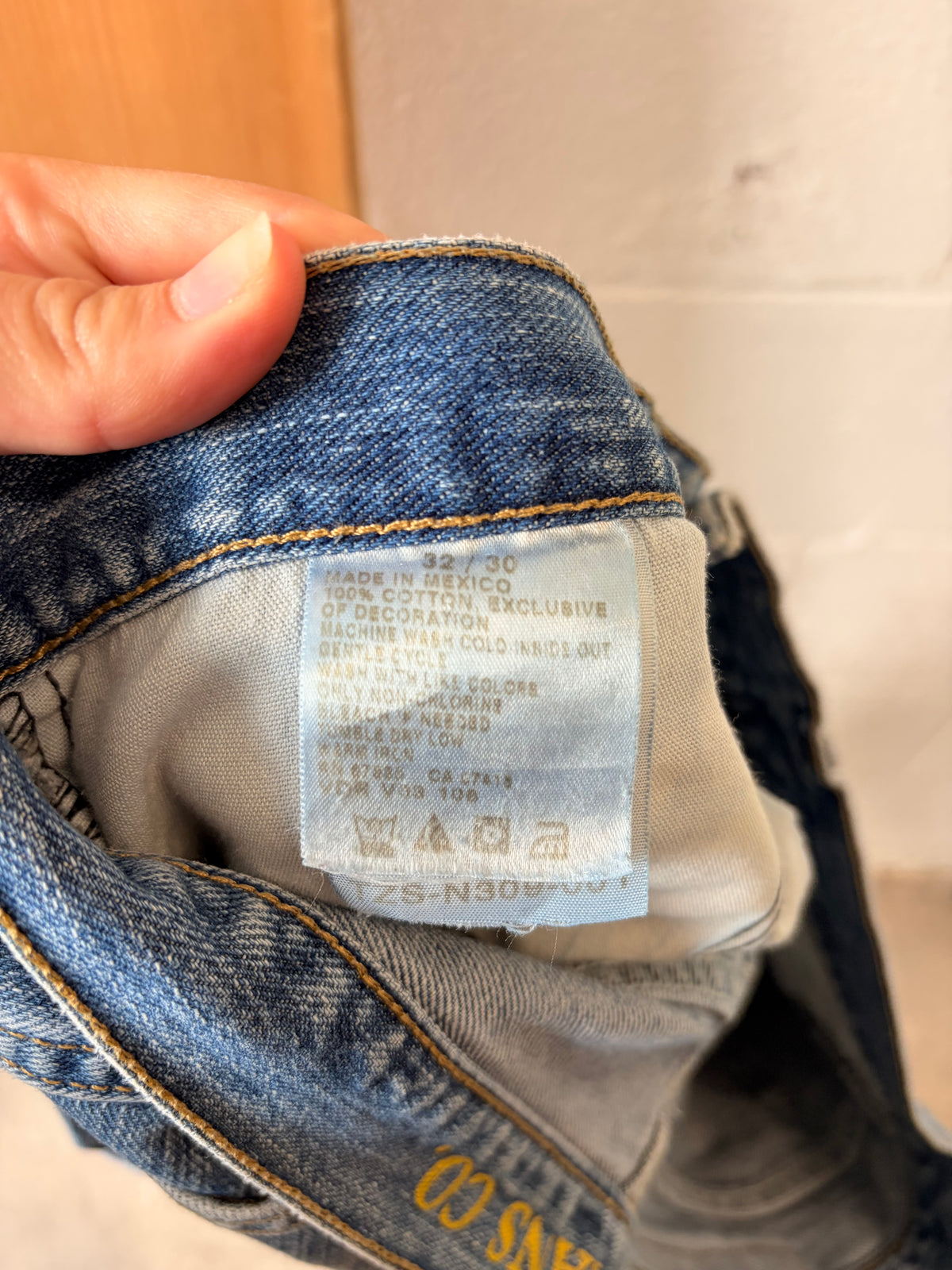 Nautica Light Wash Jeans : 32x30