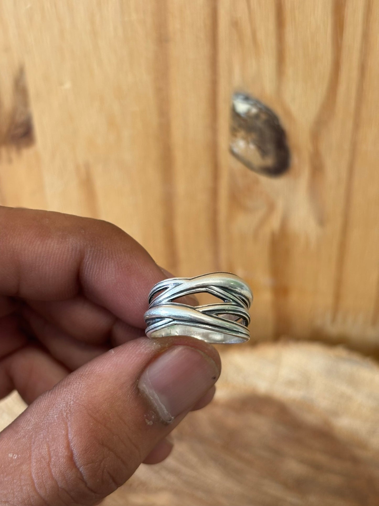 Sterling Silver Criss Cross Ring : 7