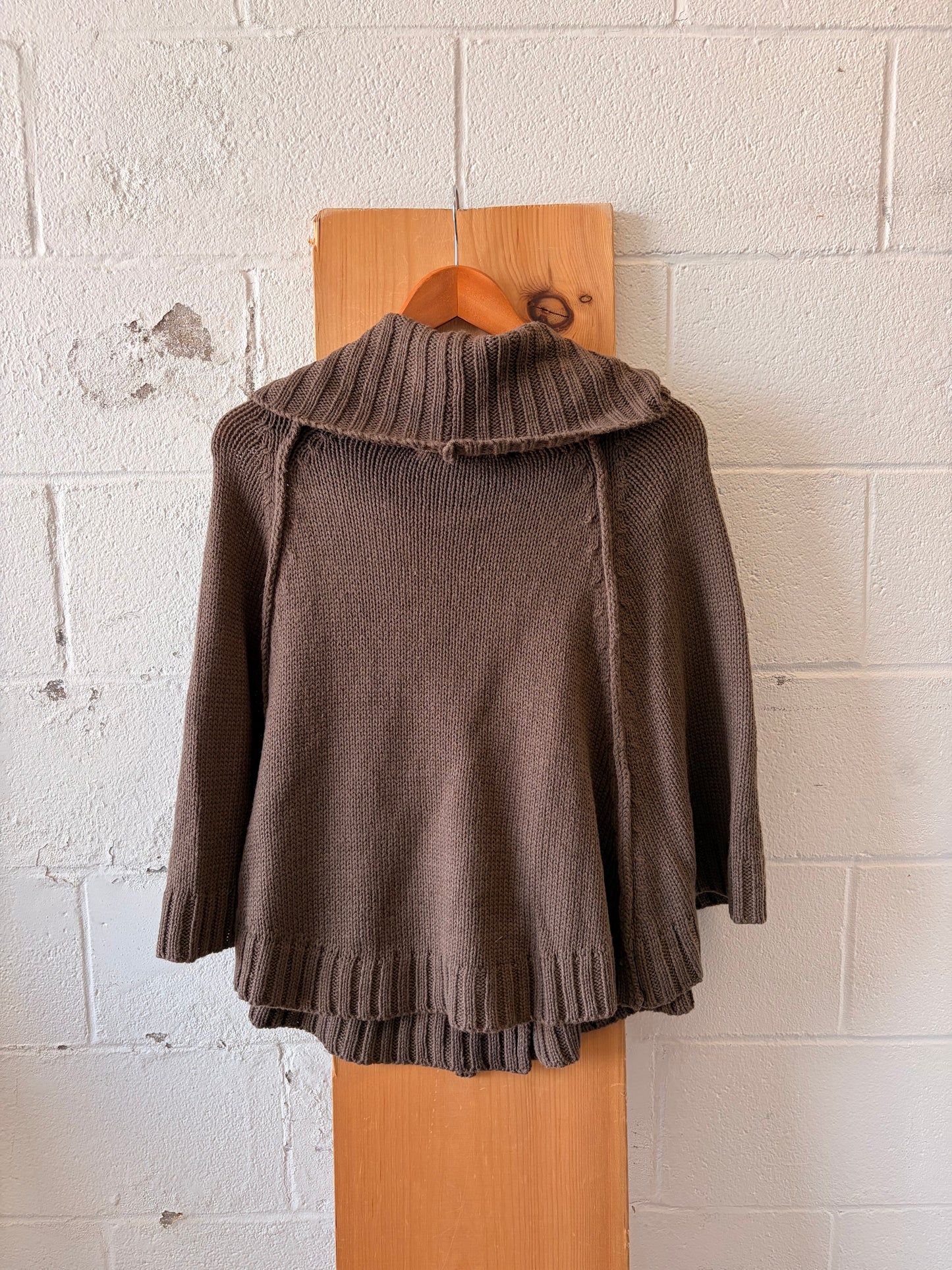 Brown Knit Poncho : OS