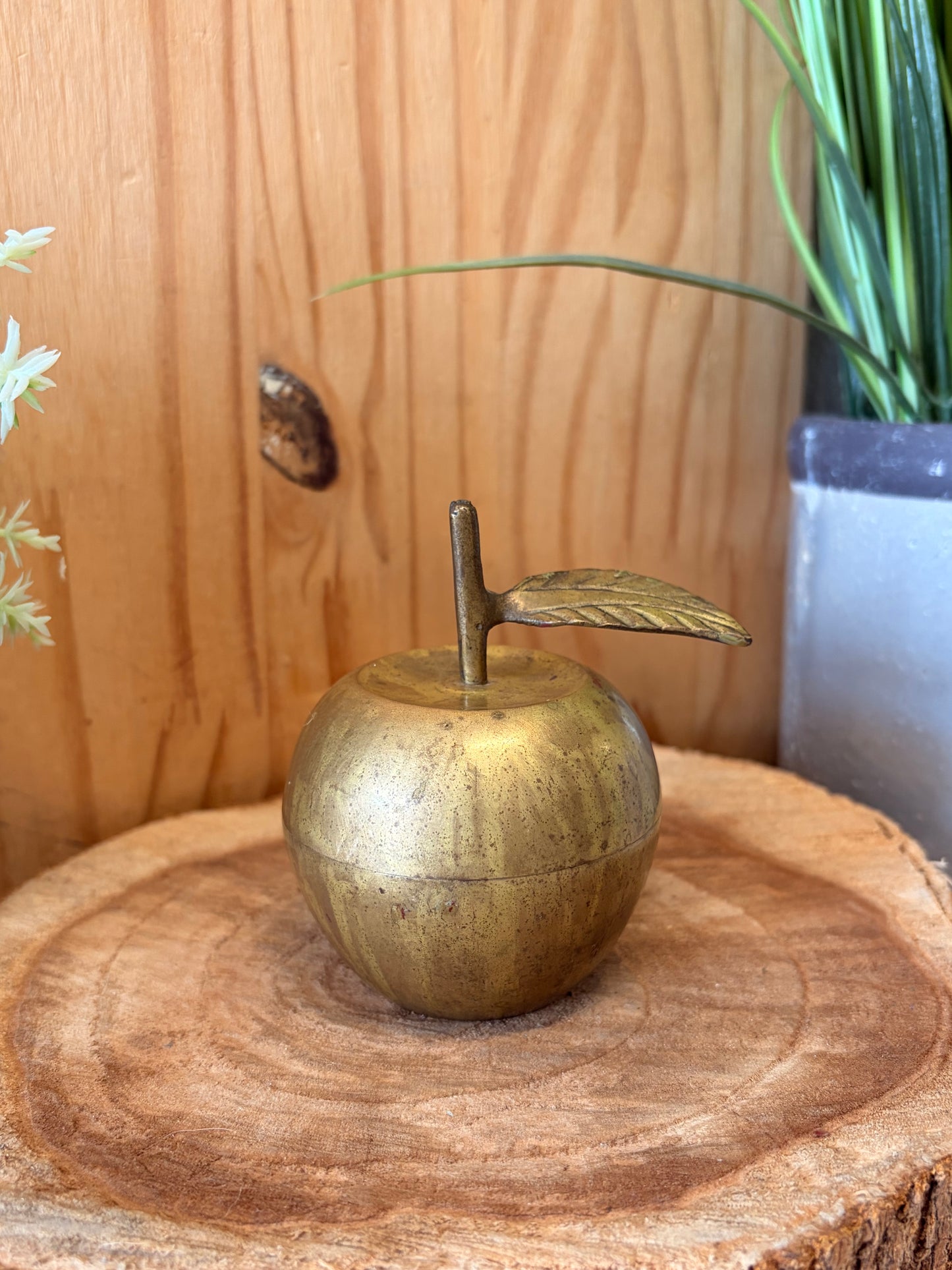 Vtg Brass Apple Trinket Container