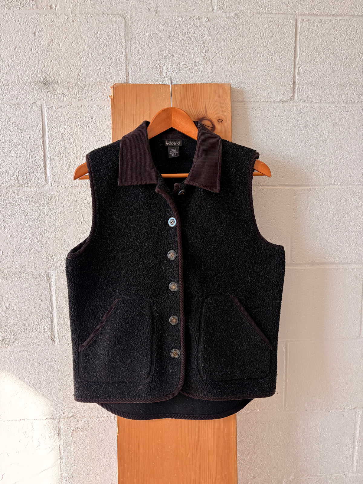 Corduroy Collared Sherpa Vest : M