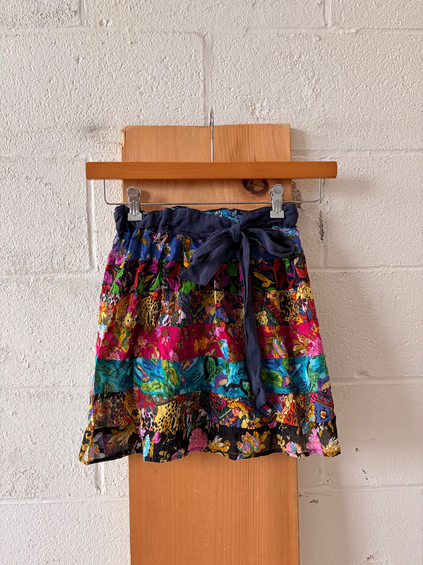 Semi Sheer Patterned Skirt : XS/S