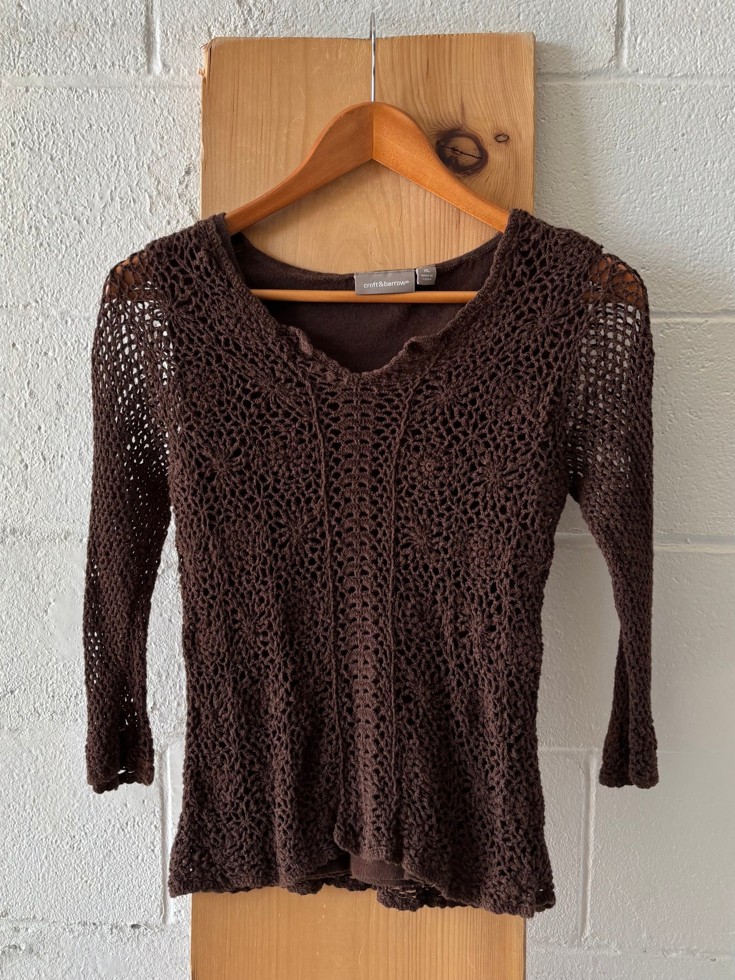 Brown Crochet Long Sleeve : XL