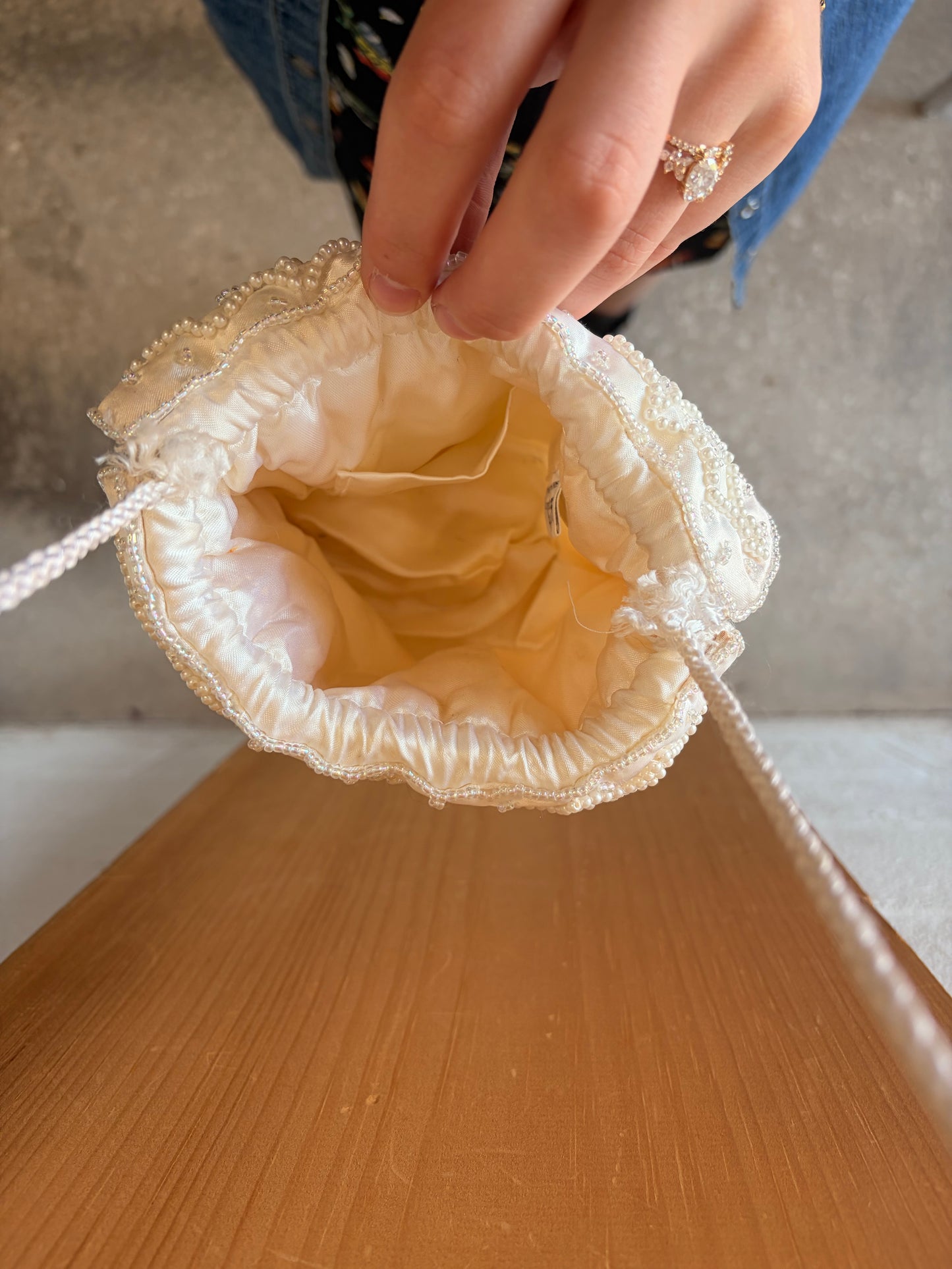 Delicate Drawstring Pouch Purse