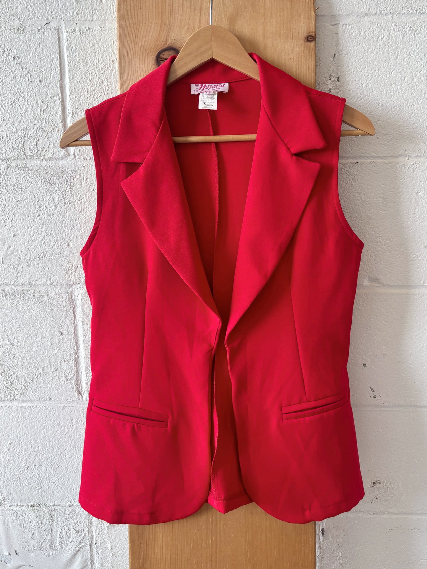 Red Vest and Shorts Set : S