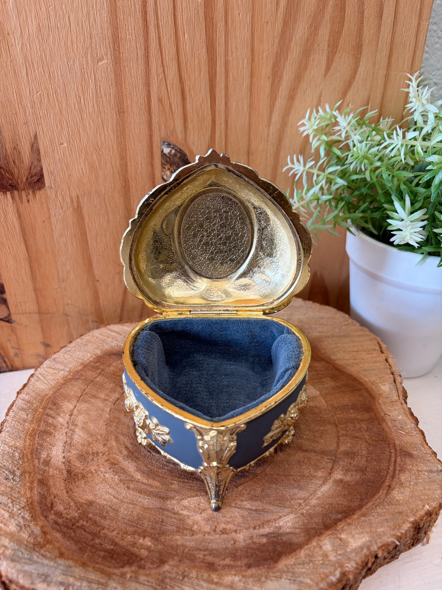 Heart Shaped Cameo Trinket Box (Local Pick Up Only)