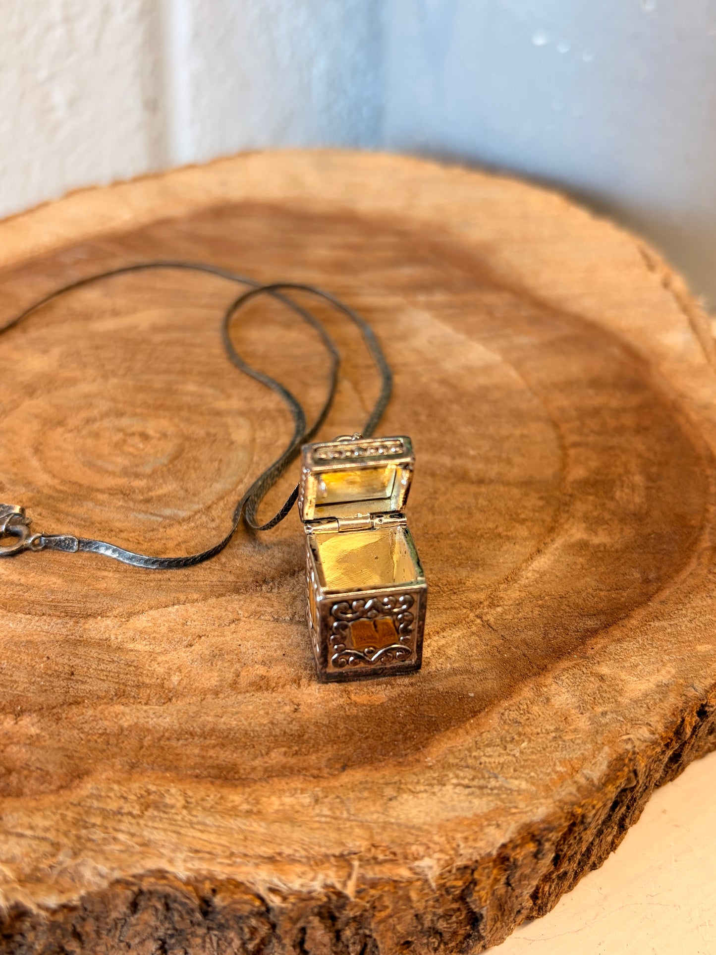 Vtg 925 Silver Wish Prayer Box Necklace