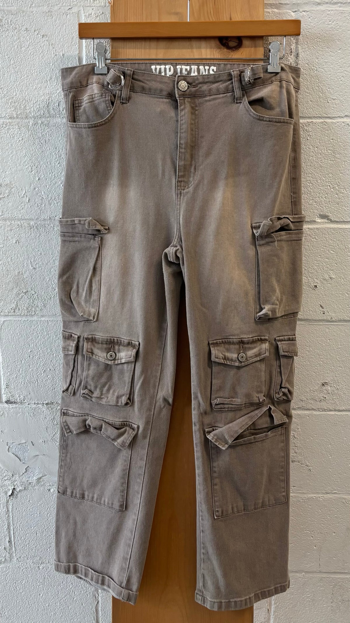Tan VIP Cargo Jeans : 33