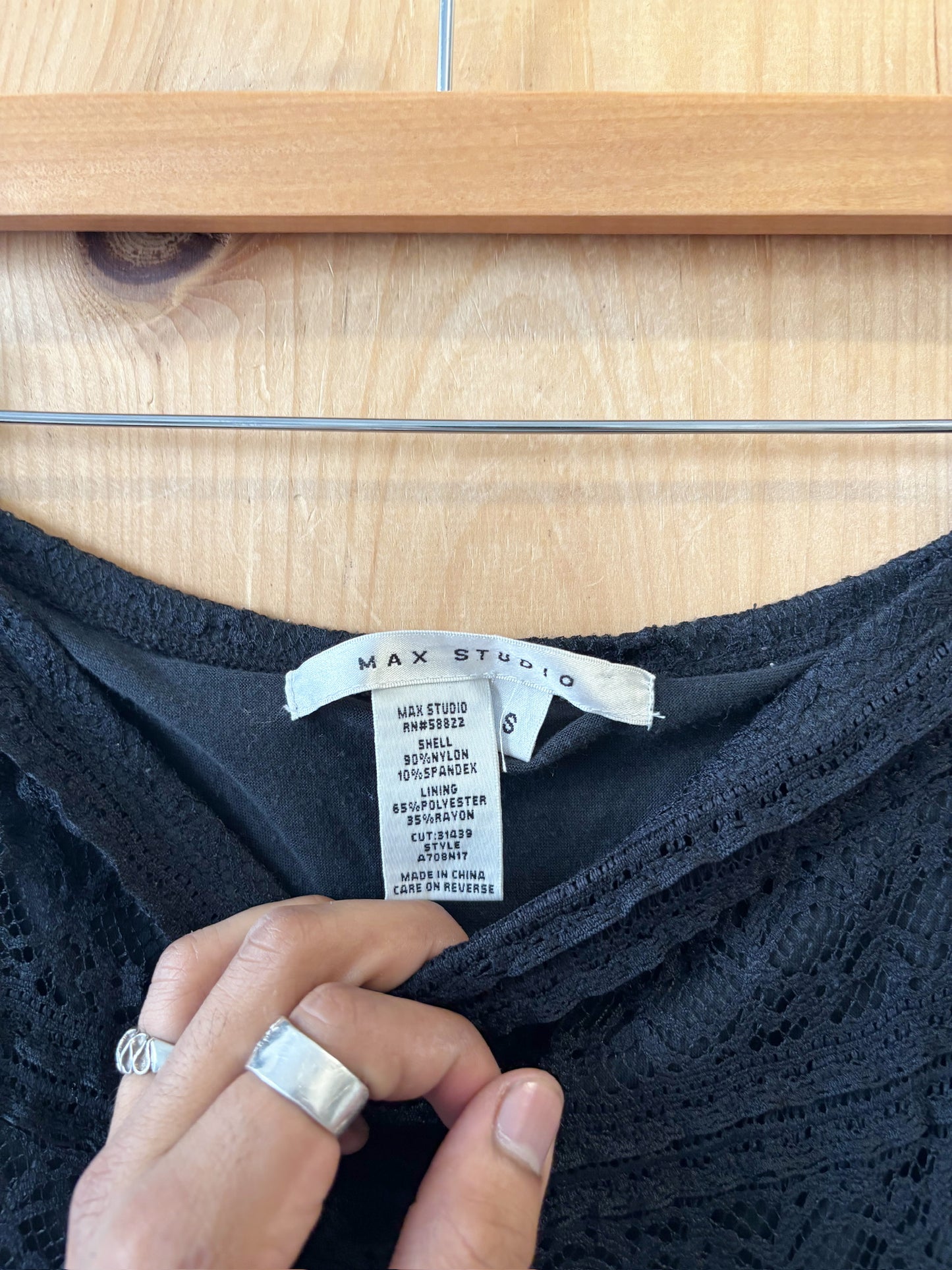 Black Lace Skirt : S