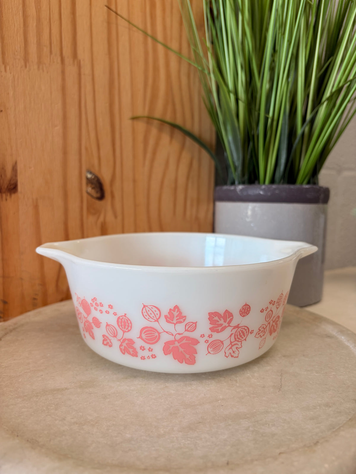 Vtg Pyrex Pink Gooseberry Bowl Trio (Local Pick Up Only)