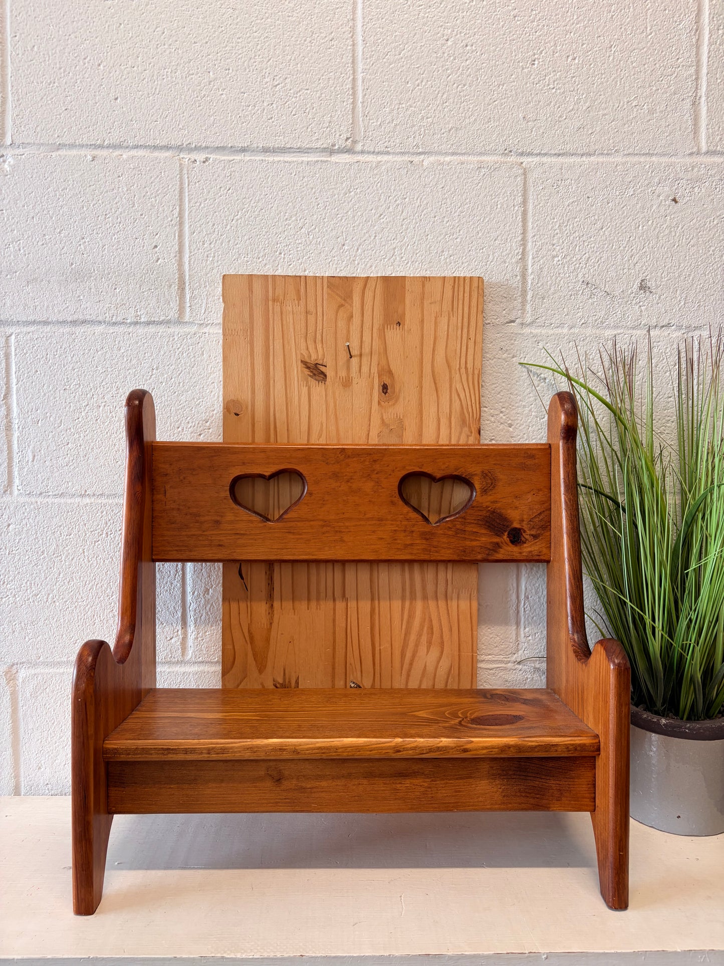 Little Wooden Heart Bench (Local Pick Up Only)