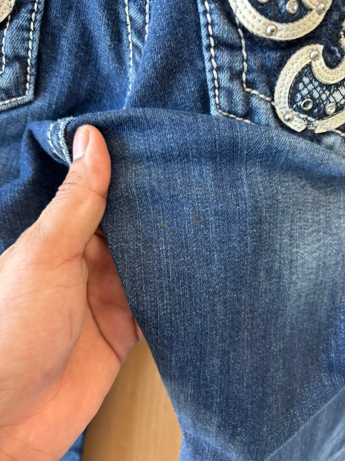 Miss Me Low-rise Denim Capris : 30