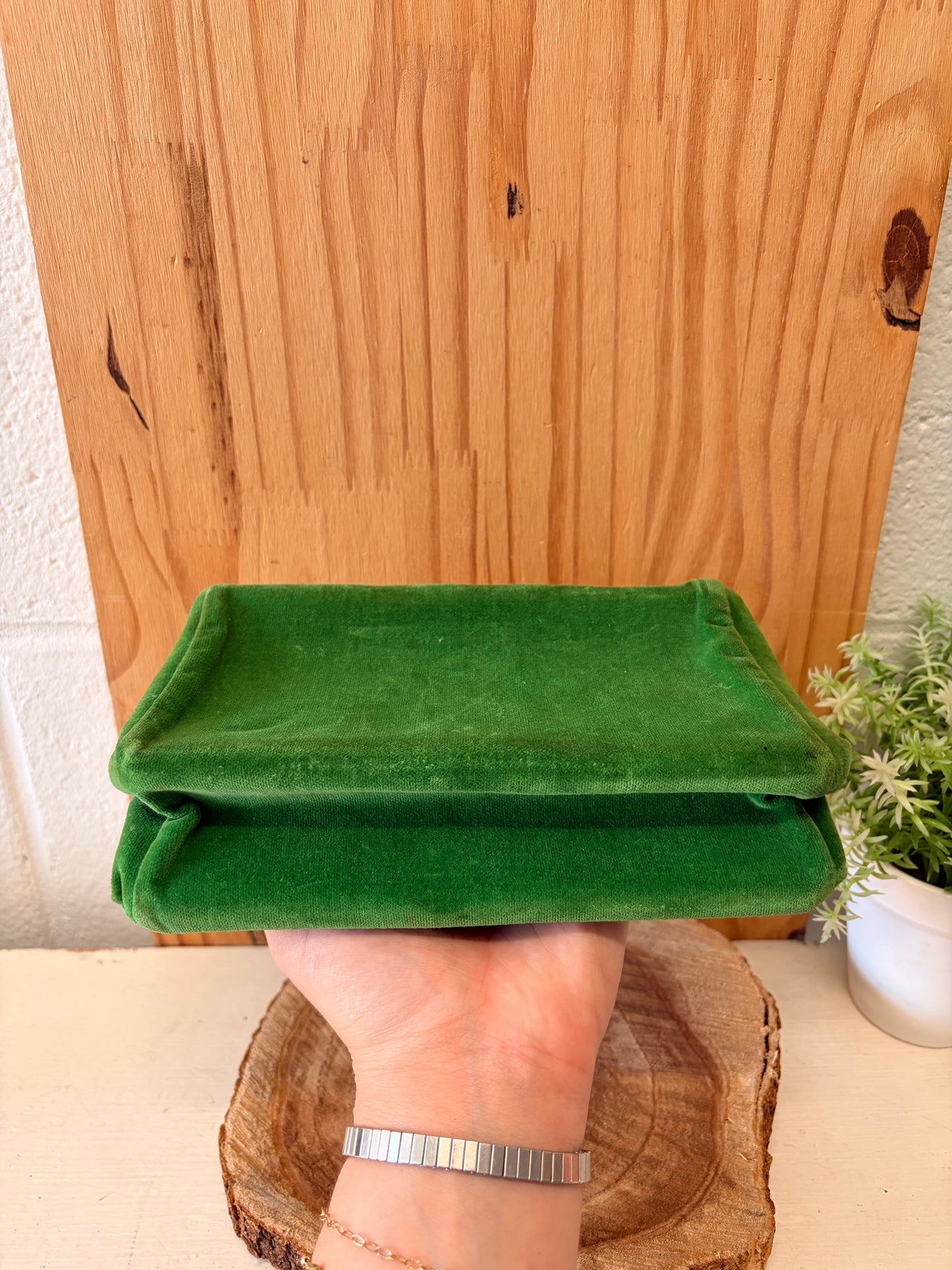 Vtg Emerald Velvet Clutch Purse