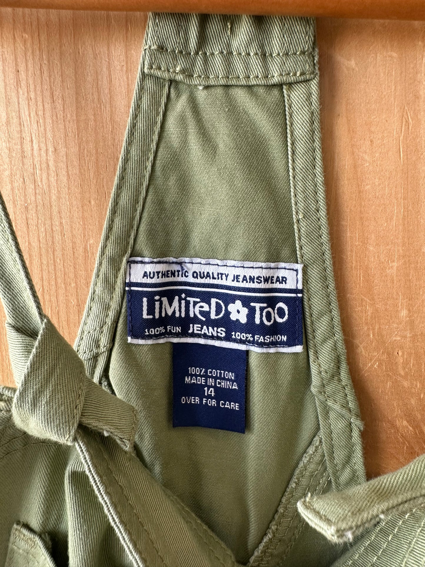 Green Shortalls : Girls 14/Wms S