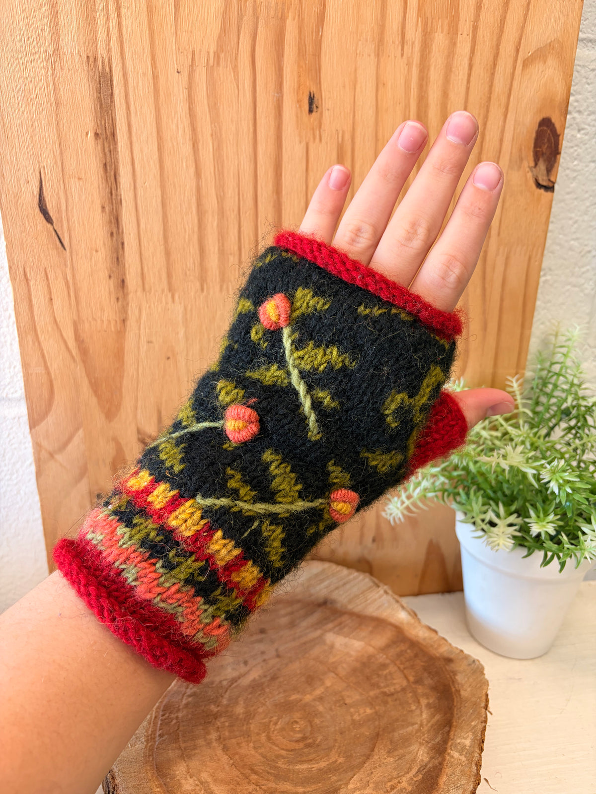 Floral Wool Fingerless Gloves