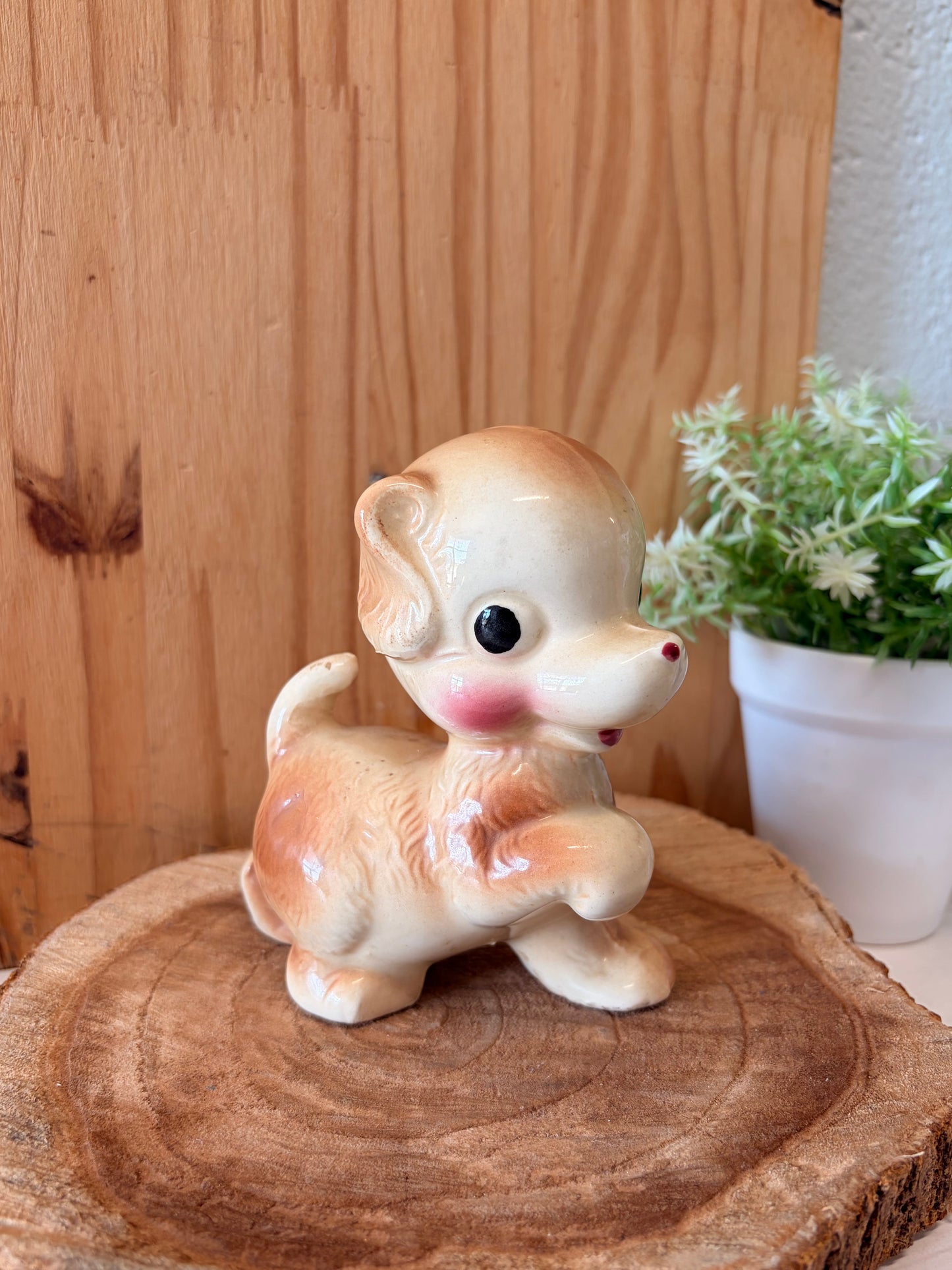 Vtg Little Blushing Puppy Figurine (Local Pick Up Only)
