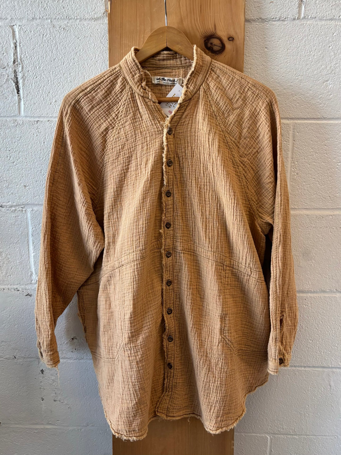 FP Button Up Top : L
