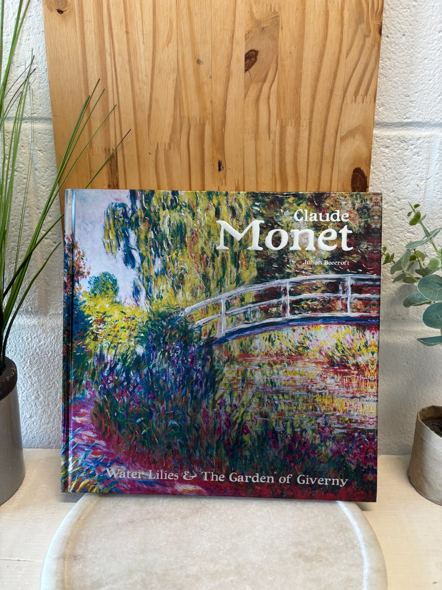 Monet Art Book
