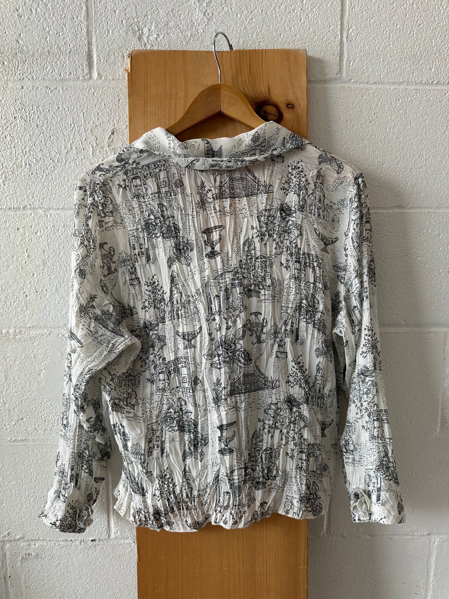 Vtg Ruffle Detailed Top : L