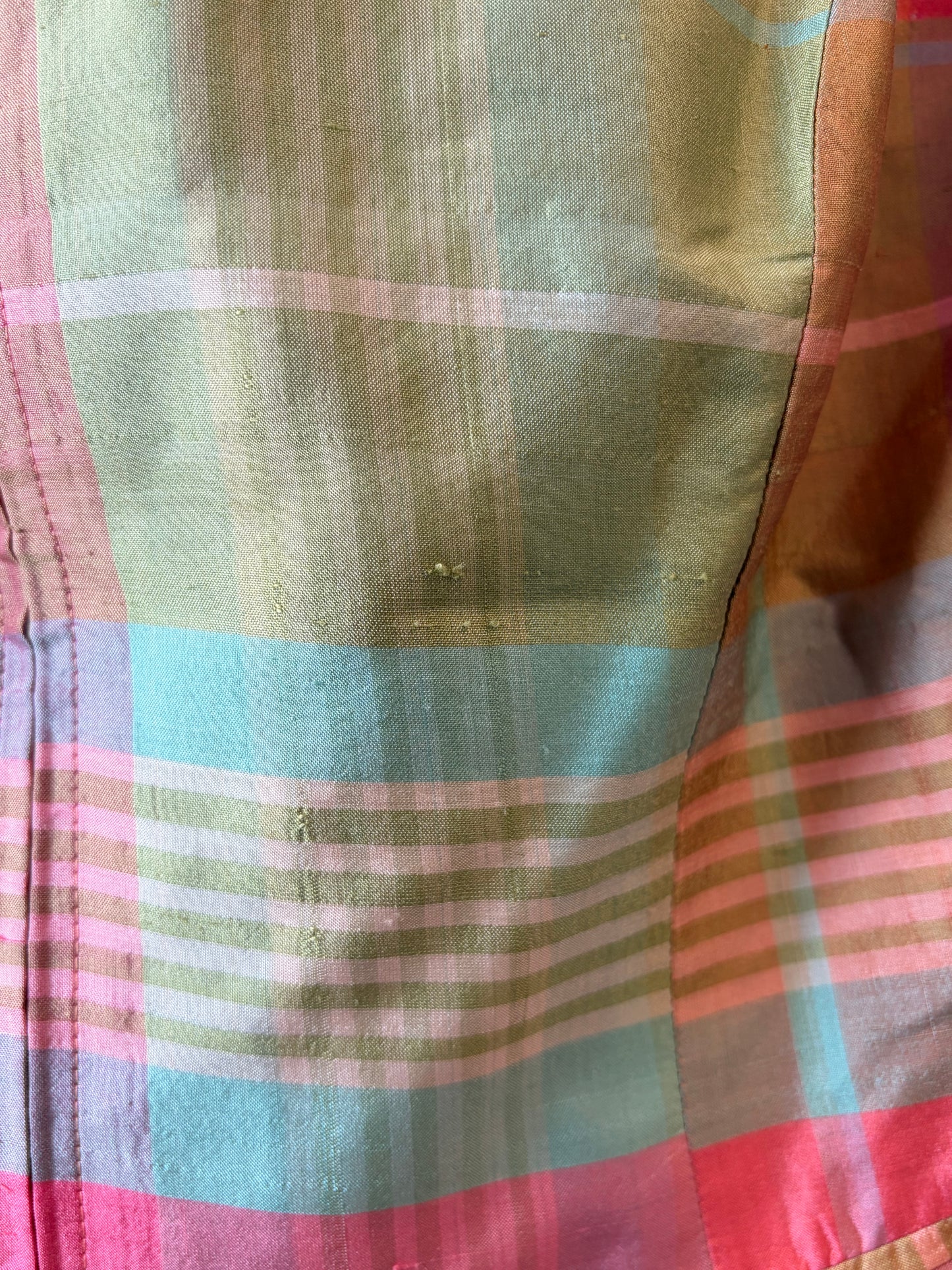 Plaid Silk Sleeveless Blouse : 6P