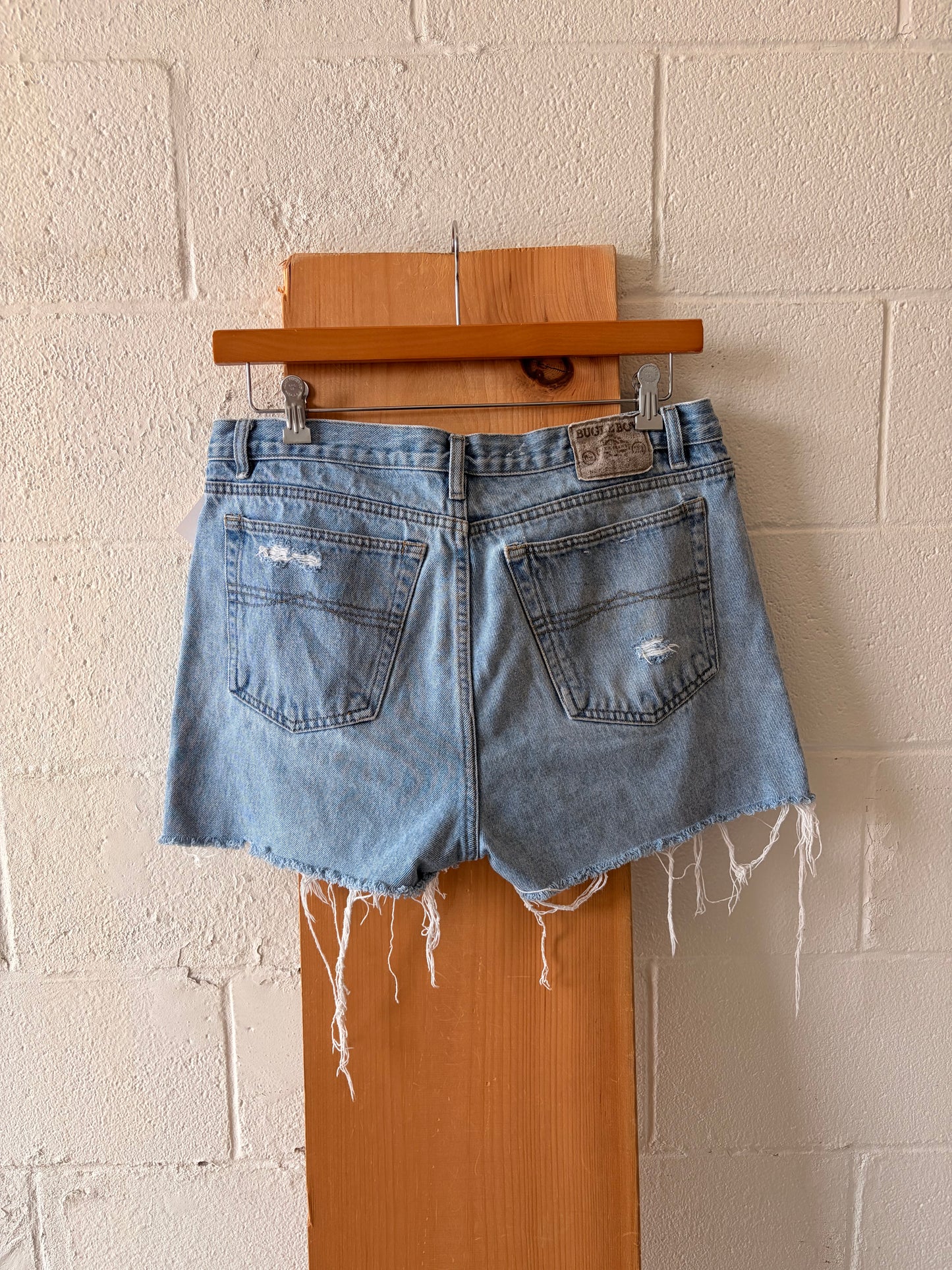 Bugle Boy Reworked Cut Off Shorts : 38W